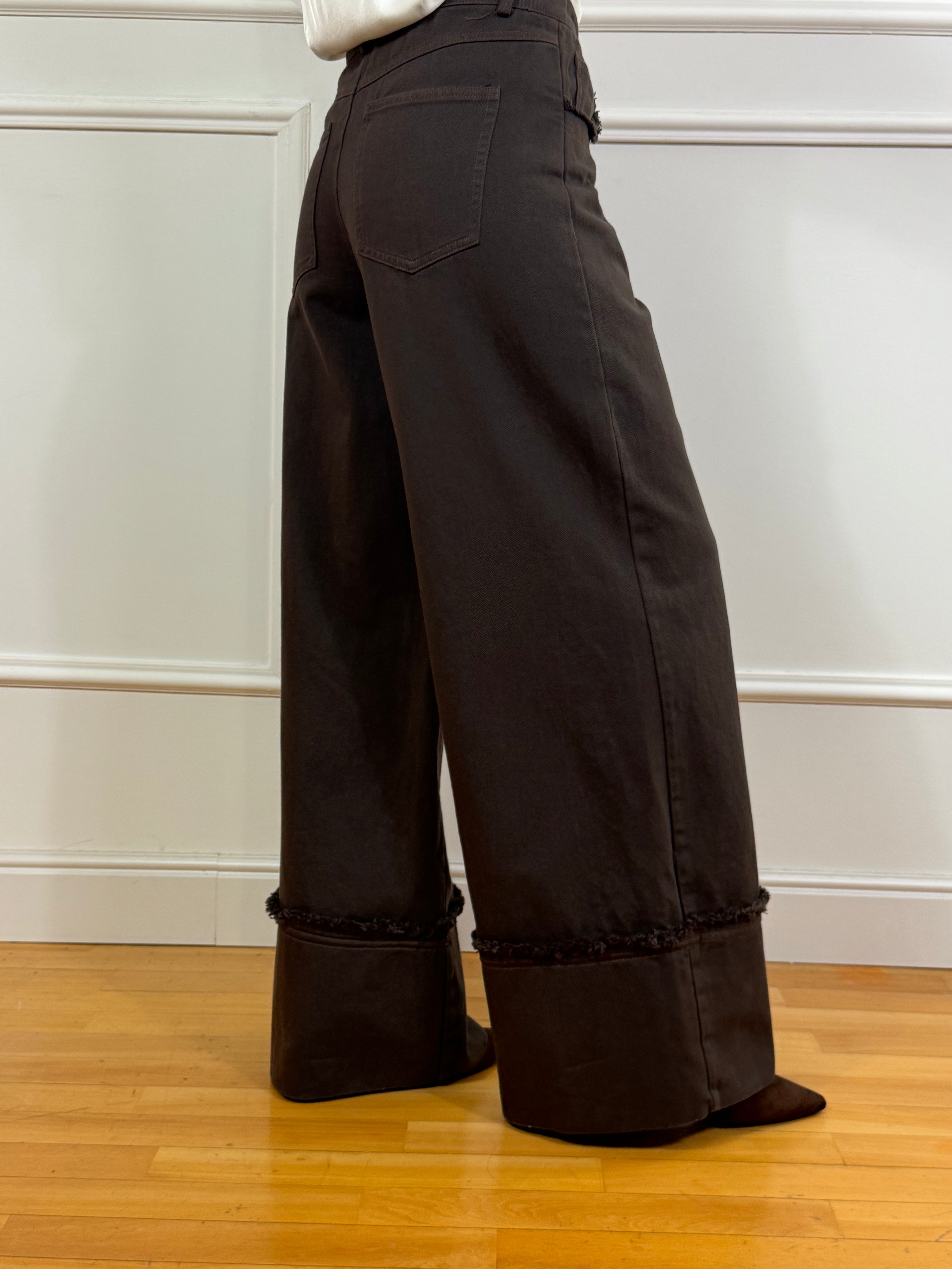 Jeans OVER AMPIO CON RISVOLTO Victoria ILMH con BORDI SFRANGIATI