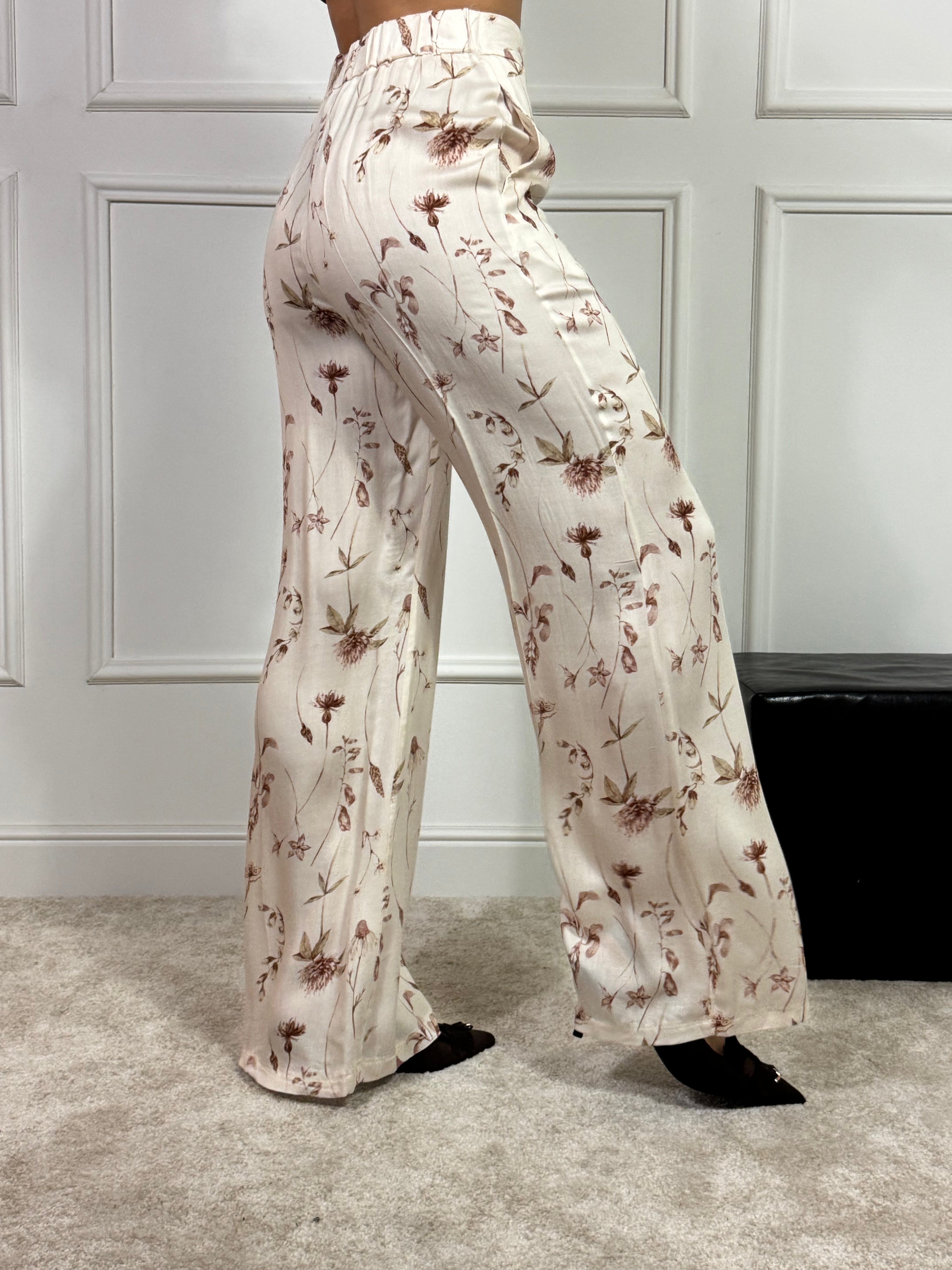 Pantalone Susy Mix leggero a fantasia floreale