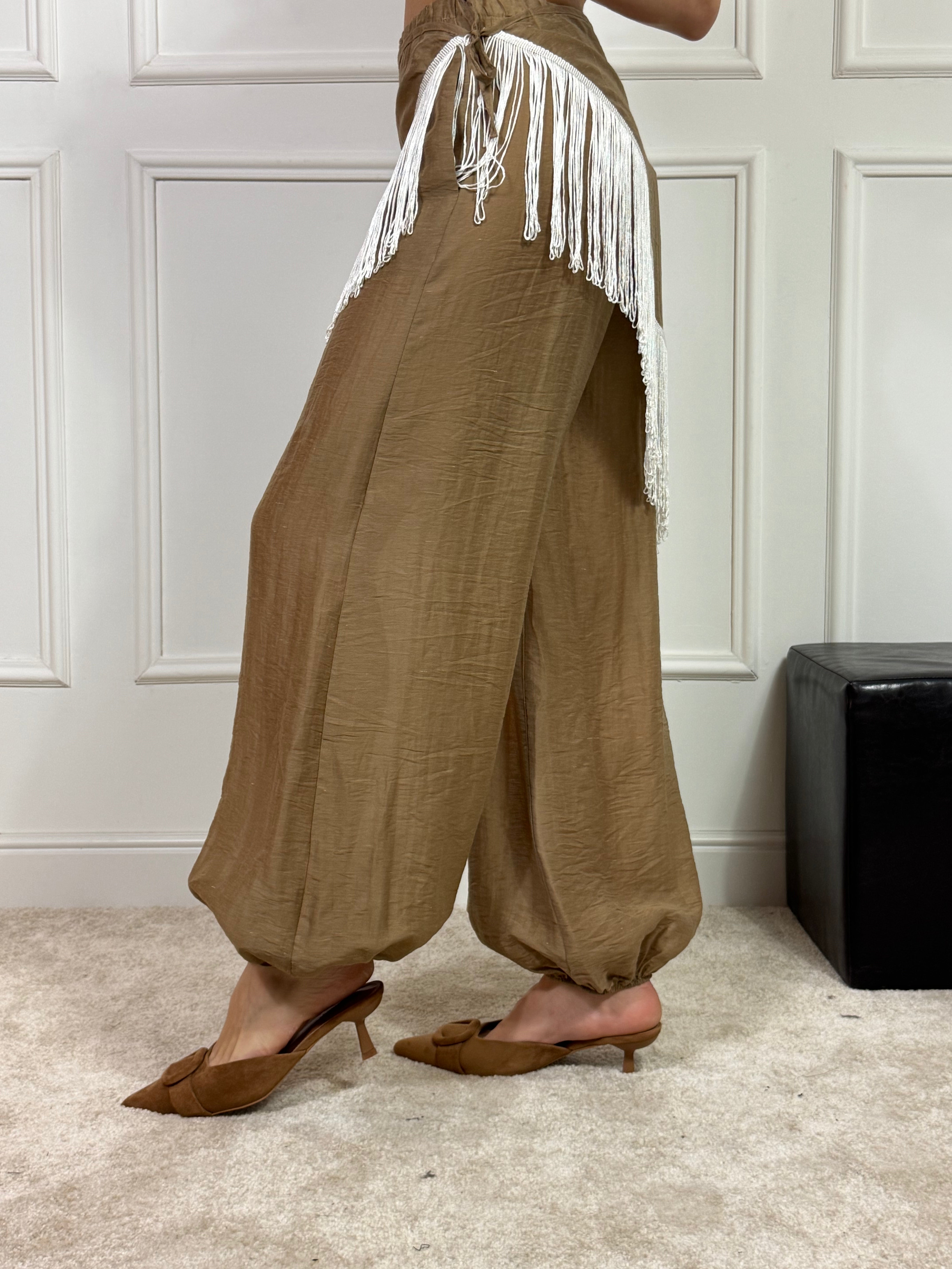 Pantalone Susy Mix effetto pareo con frange