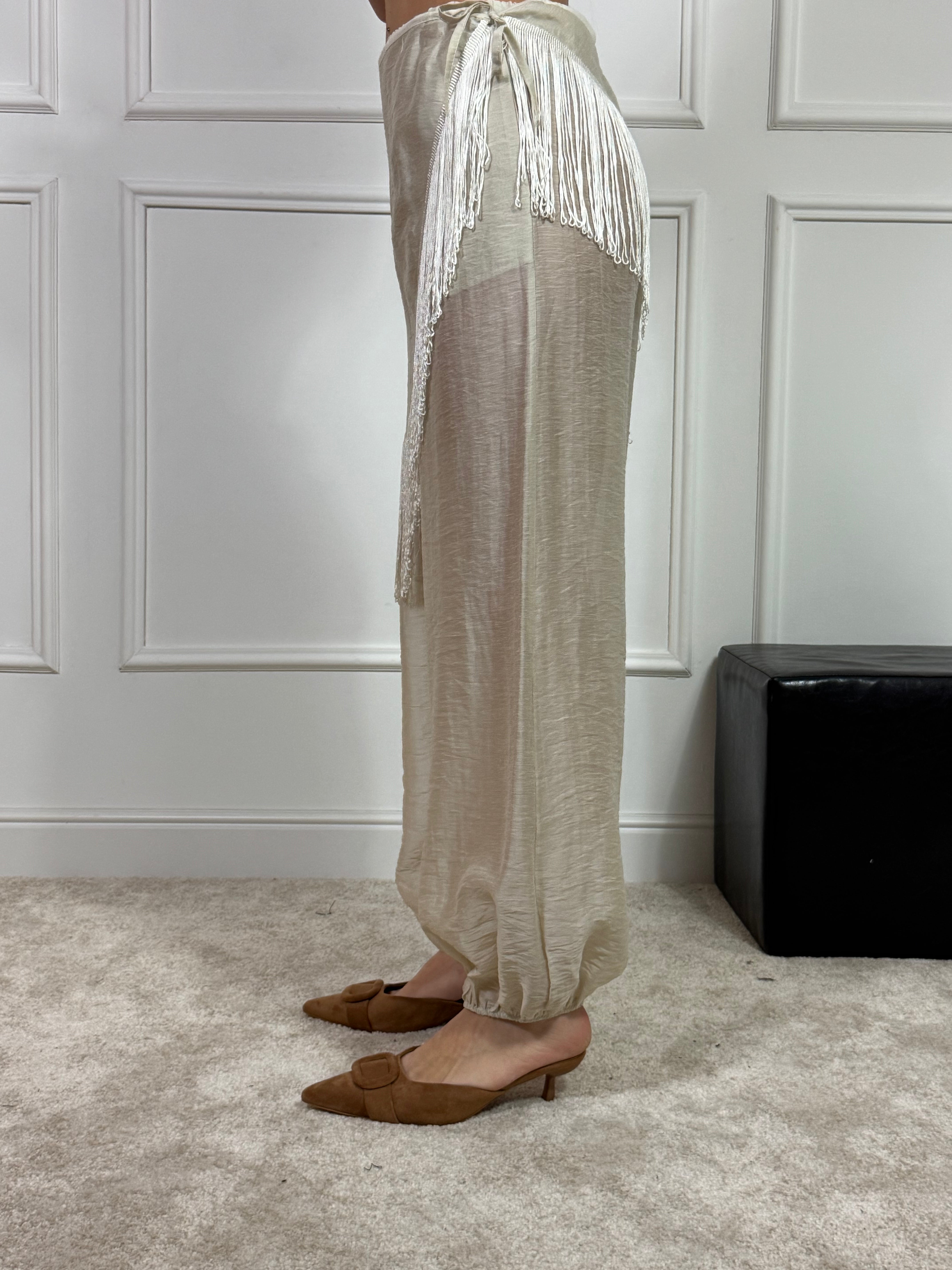 Pantalone Susy Mix effetto pareo con frange