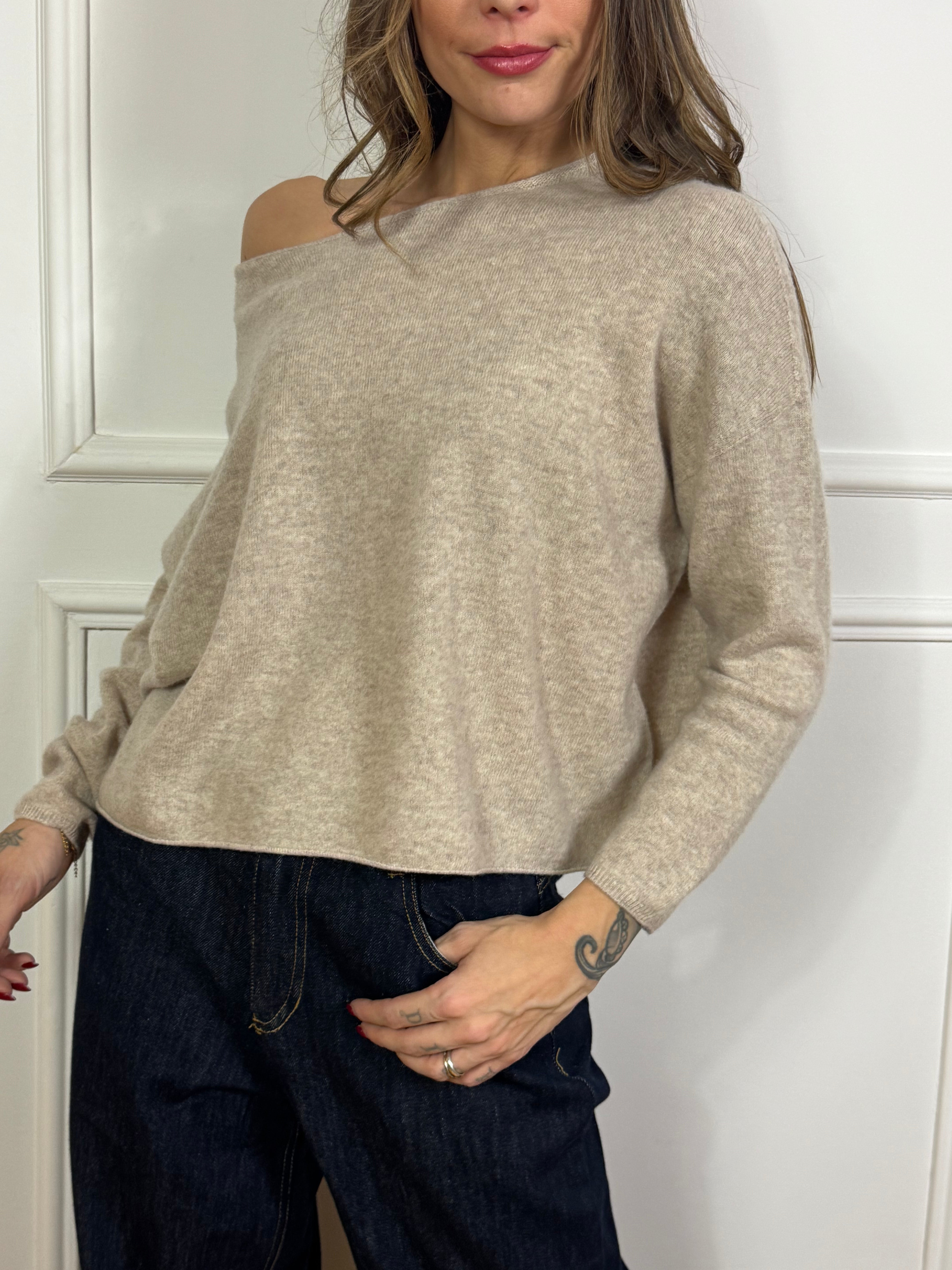 Maglia misto cashmere Kikisix scatolina taglio vivo fondo