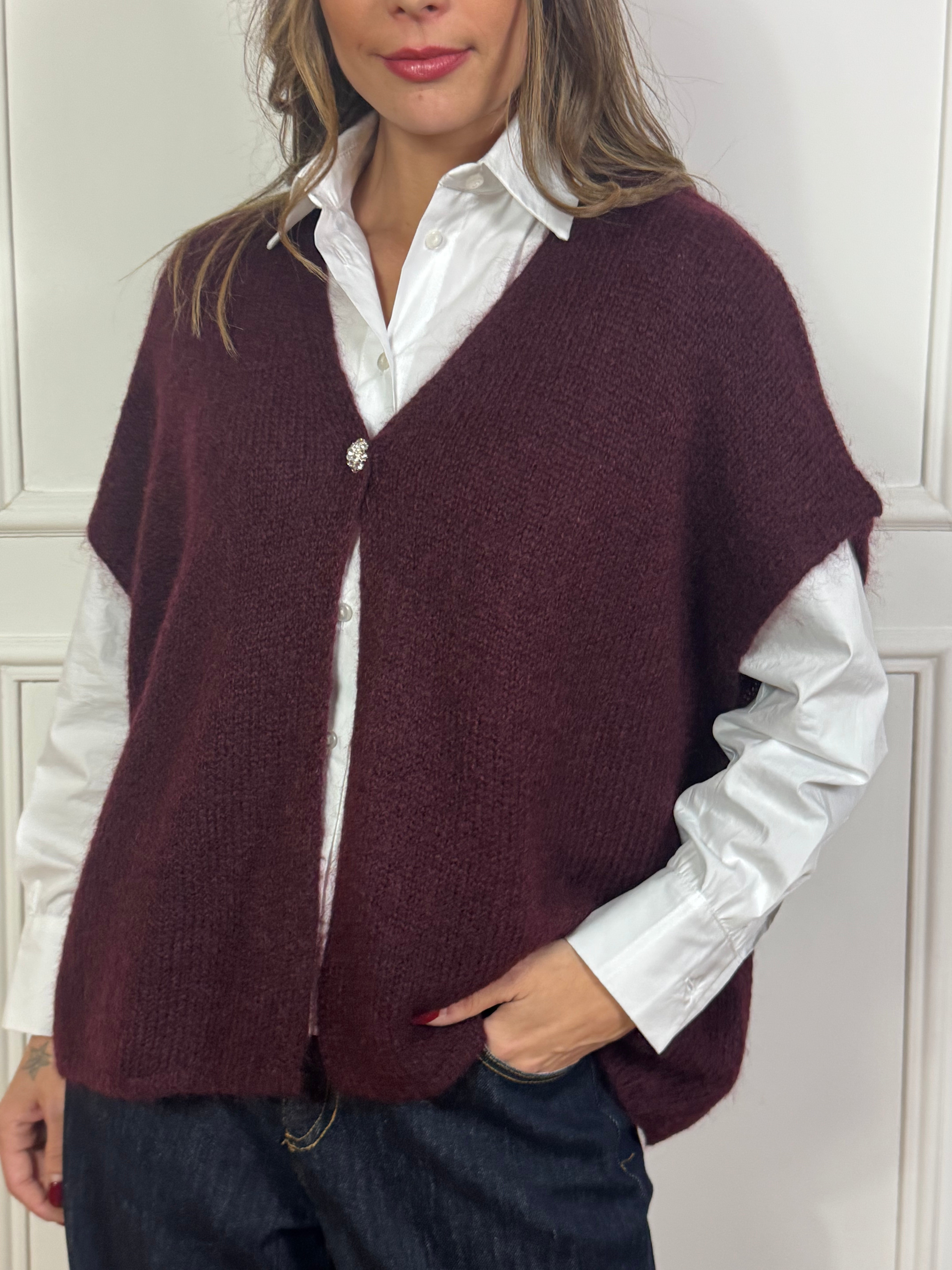 Poncho Kikisix con bottone gioiello sul davanti