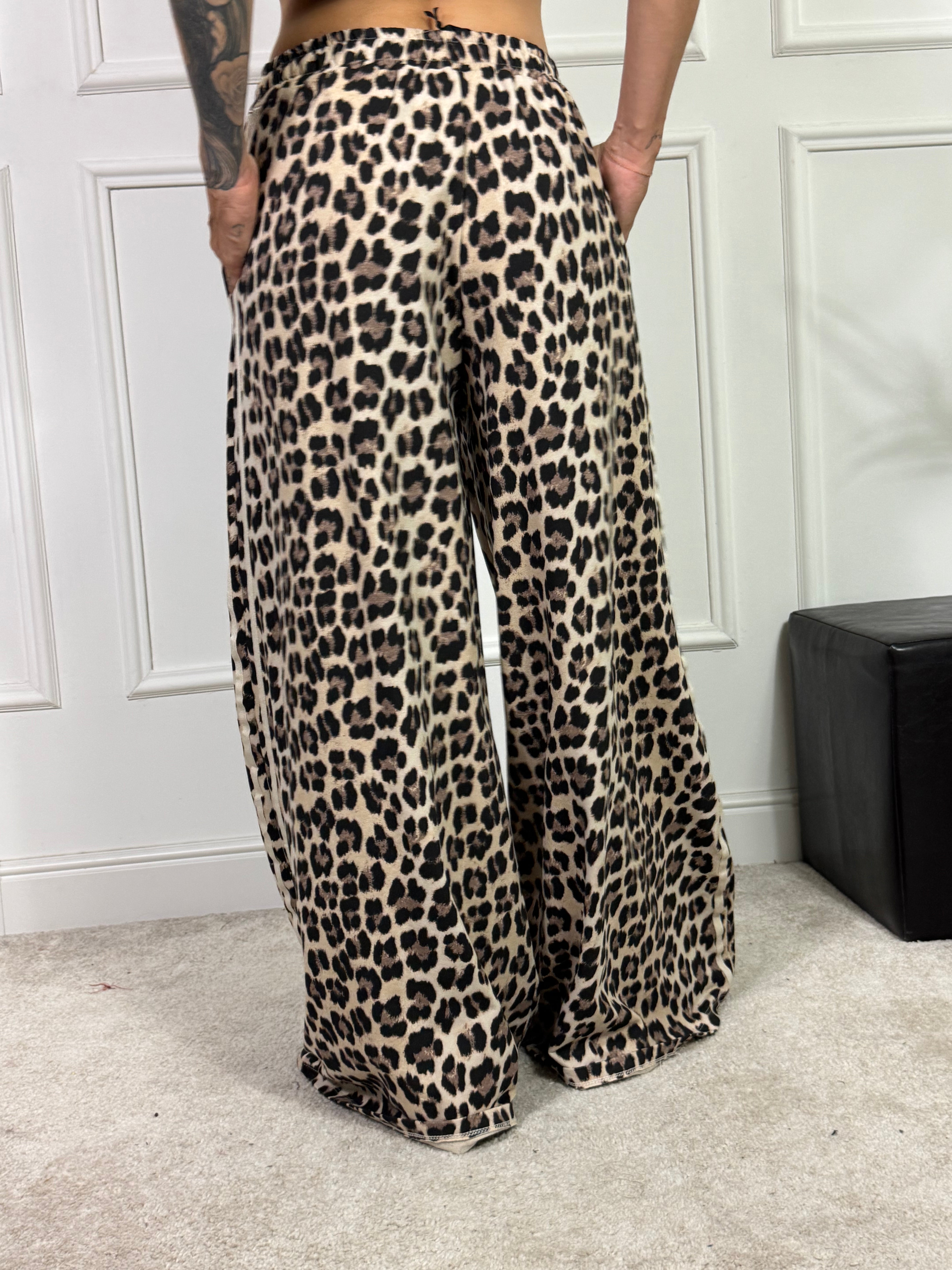 PANTALONE GARZATO PALAZZO Victoria ILMH LEOPARDATO BANDE LATERALI