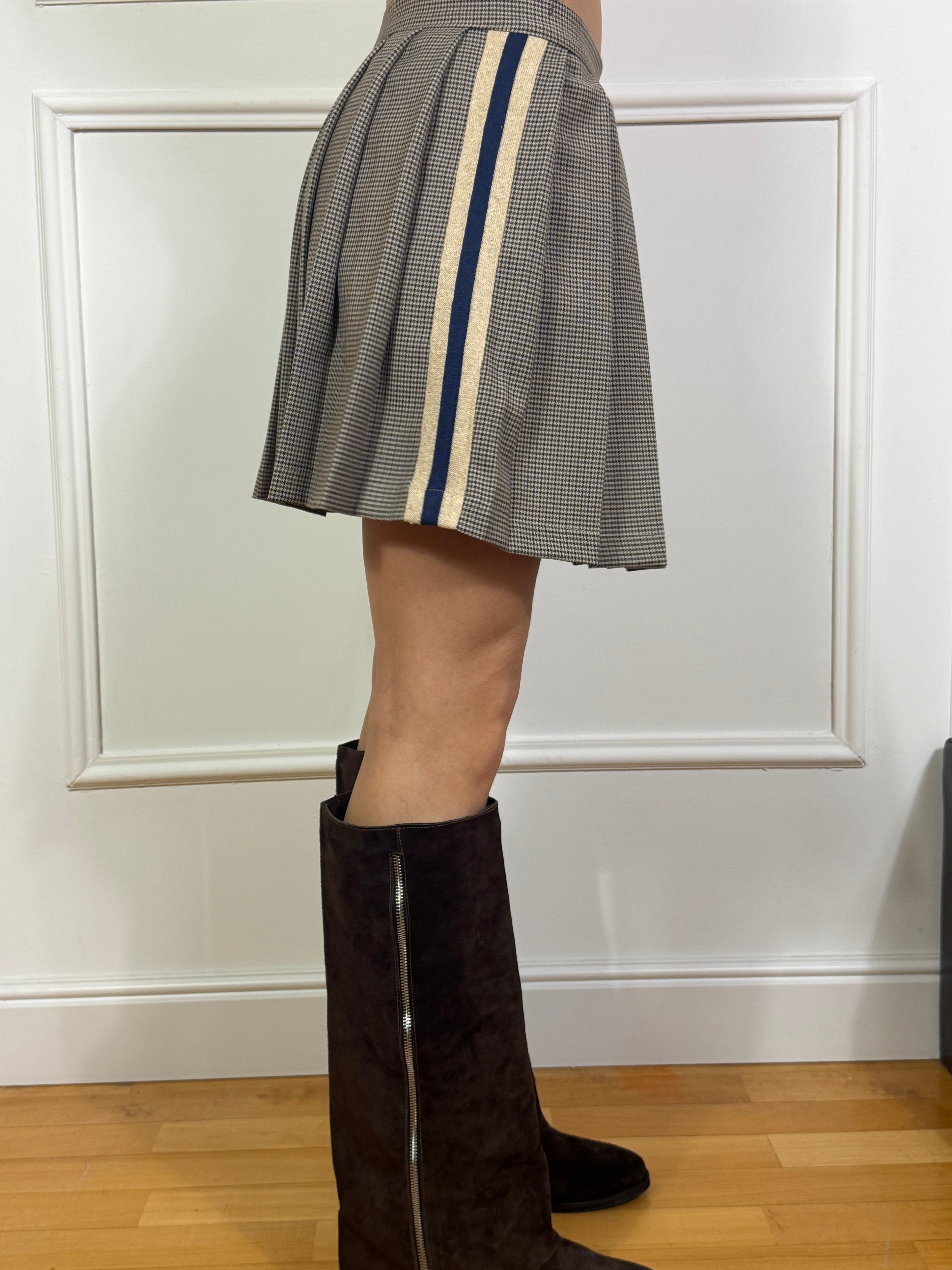 Gonna con pieghe Susy Mix fantasia micro pied-de-poul e bande laterali