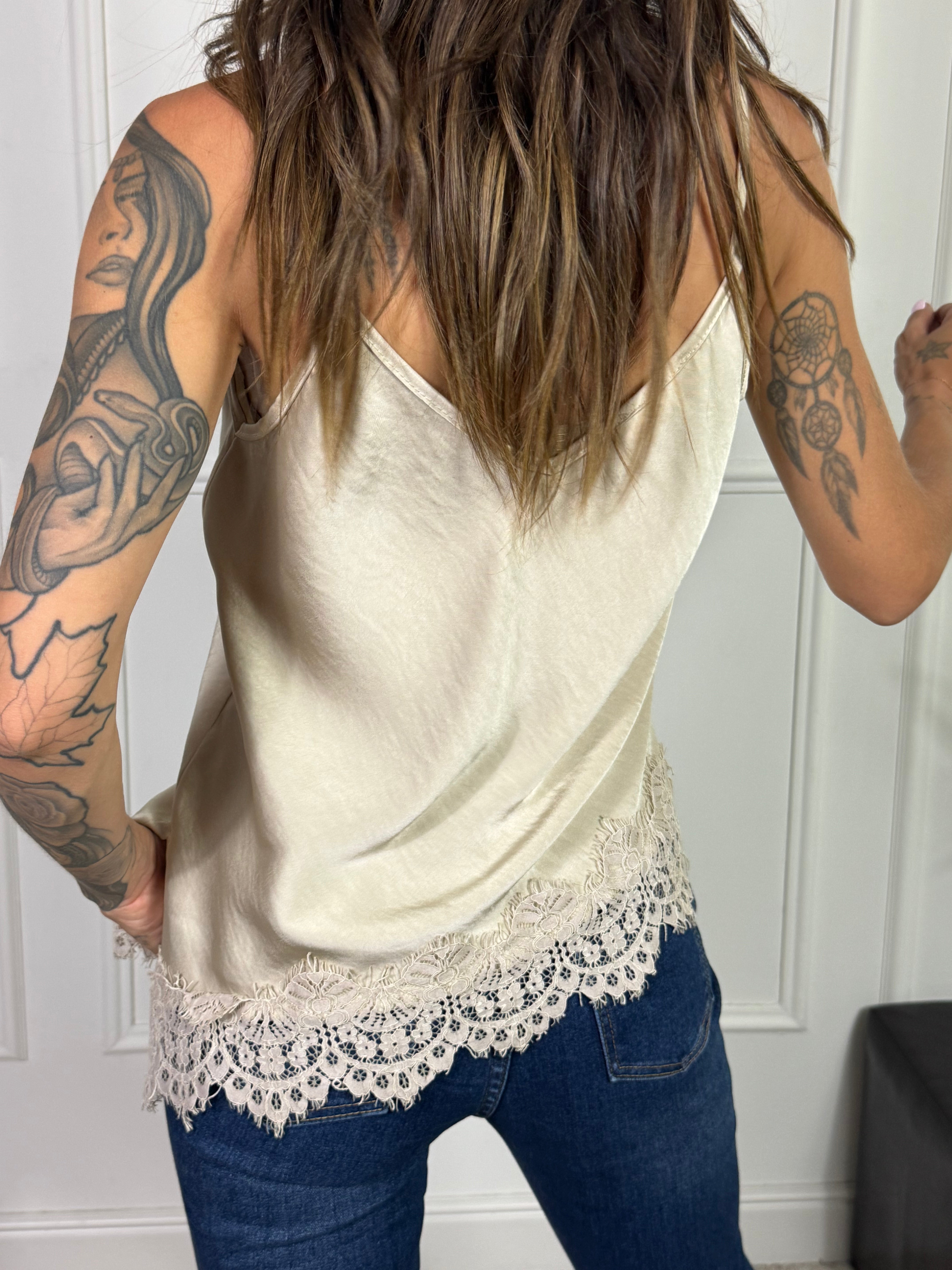 Top in RASO con SPALLINI Victoria ILMH BORDO PIZZO