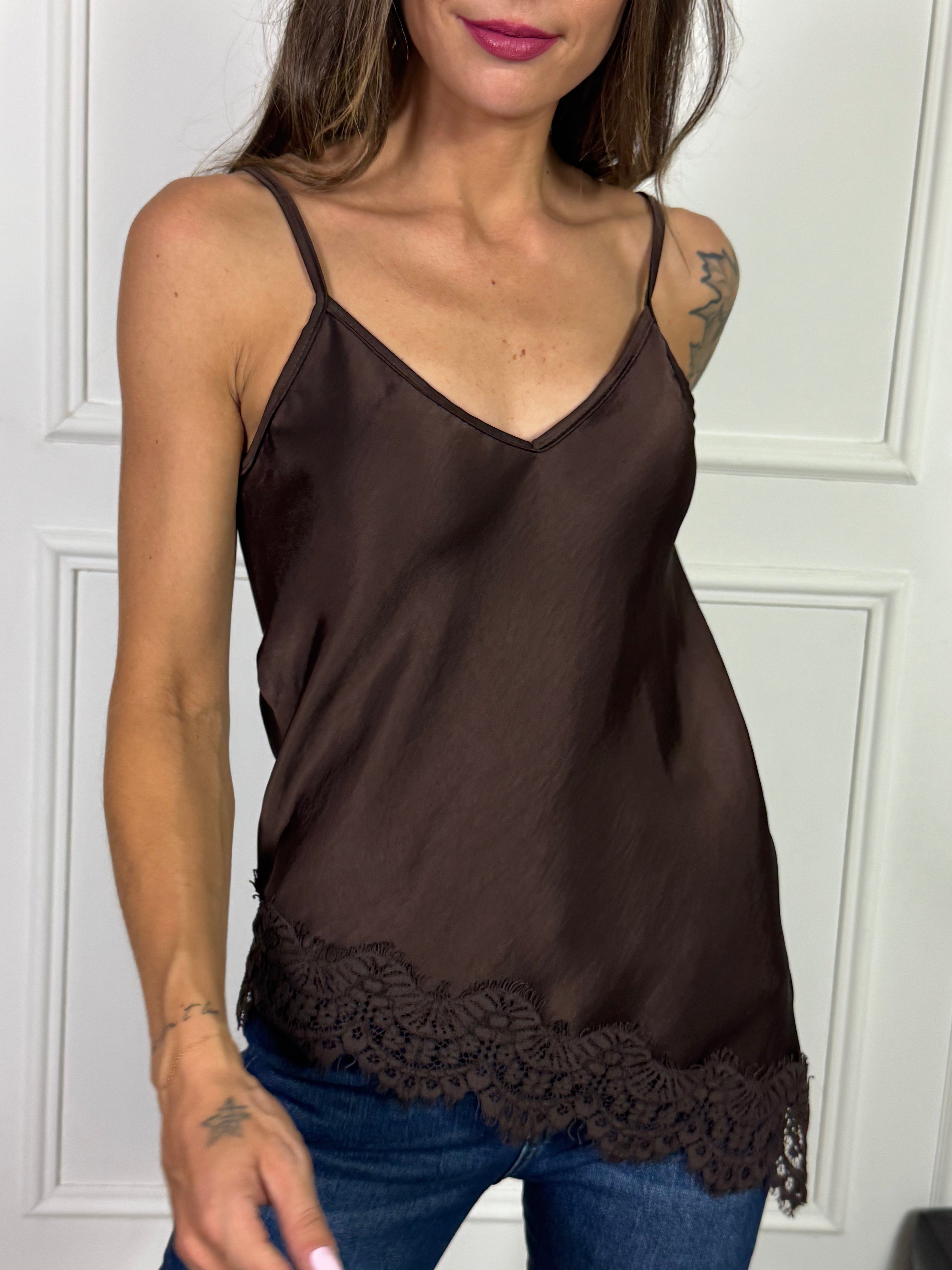 Top in RASO con SPALLINI Victoria ILMH BORDO PIZZO
