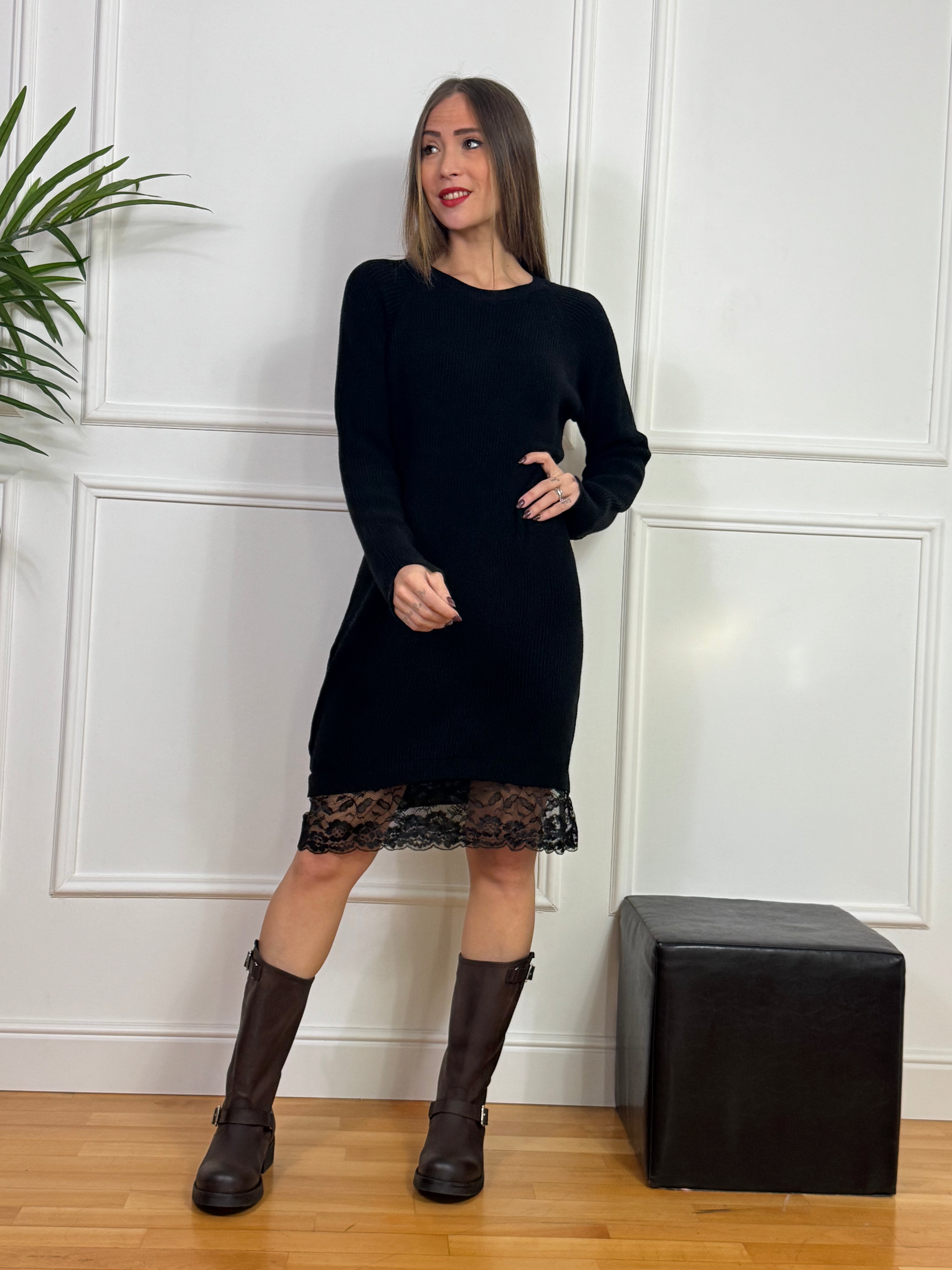 ABITO in maglia Susy Mix CON PIZZO