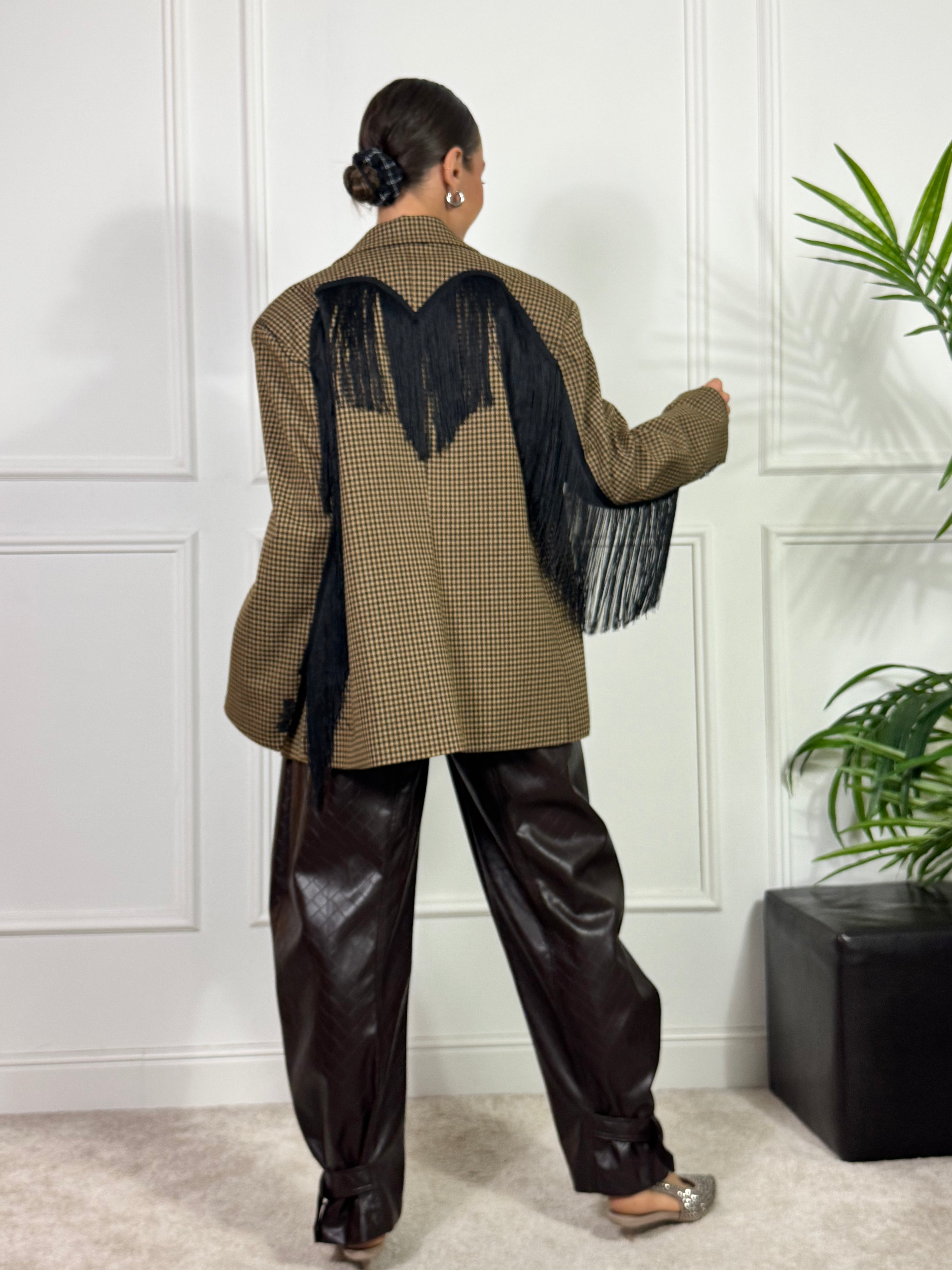 Giacca blazer Victoria ILMH checked beige-moro-nero con frange