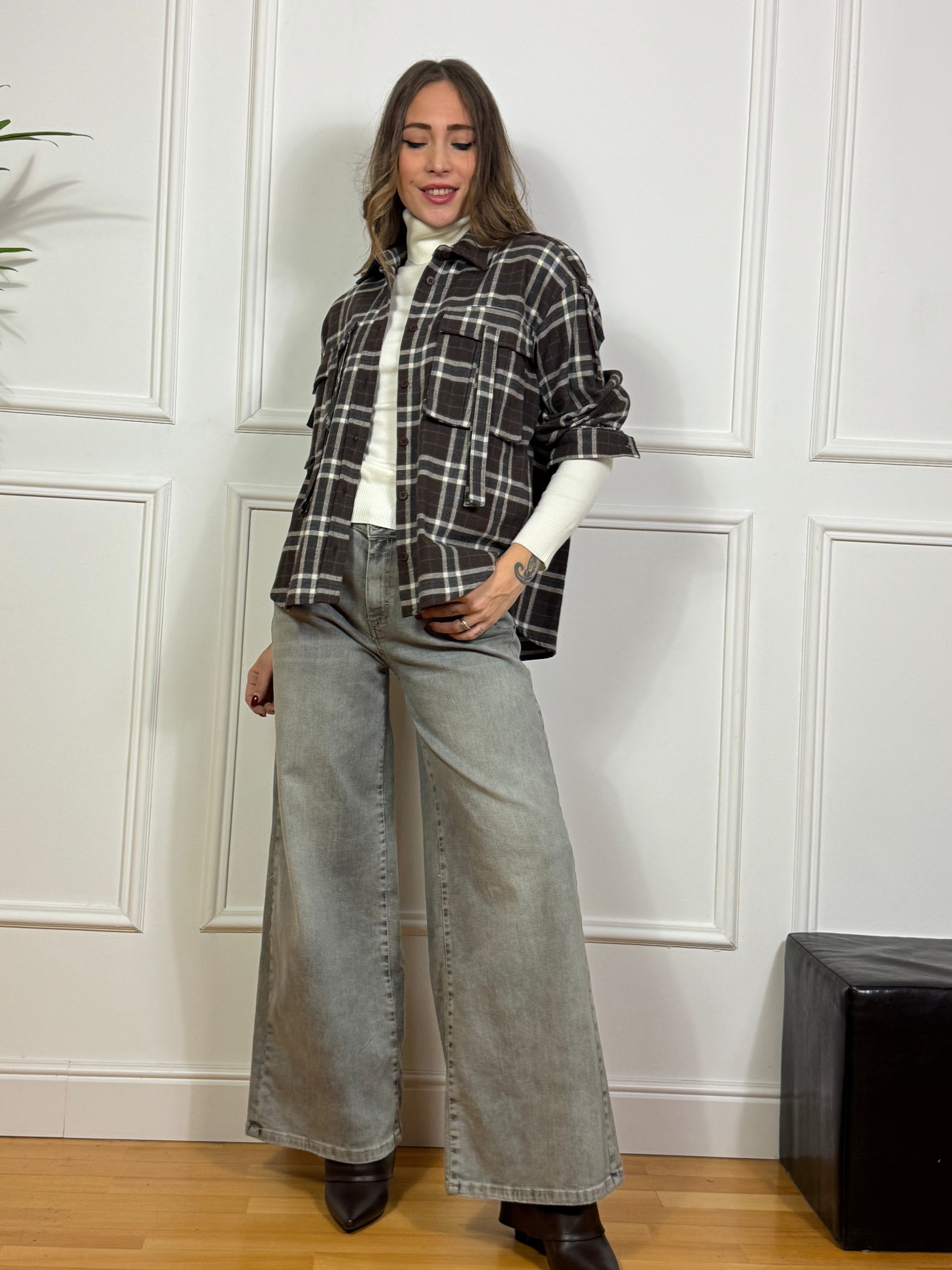 Camicia scatoletta Motel scozzese con lacci e taschini