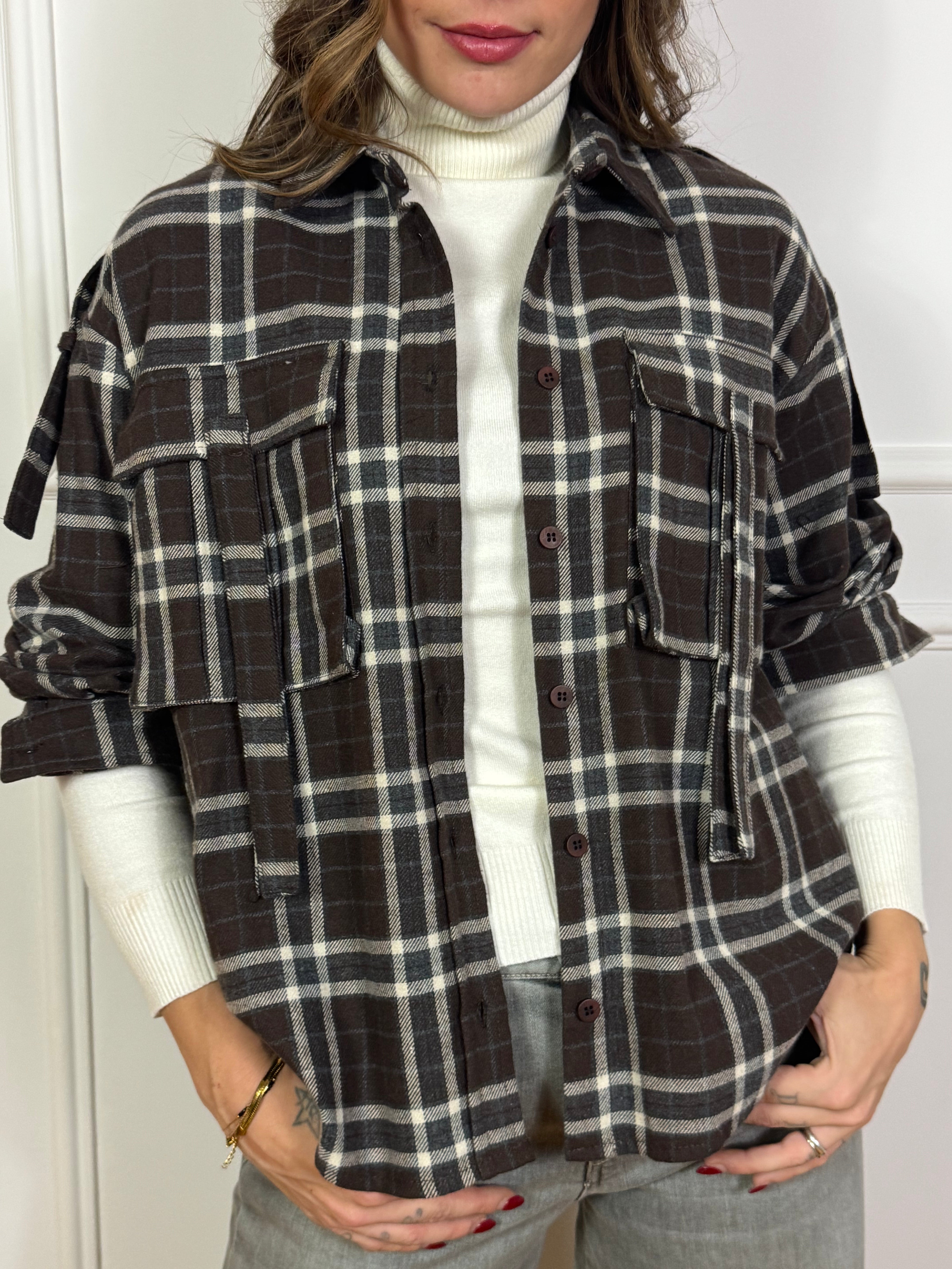 Camicia scatoletta Motel scozzese con lacci e taschini
