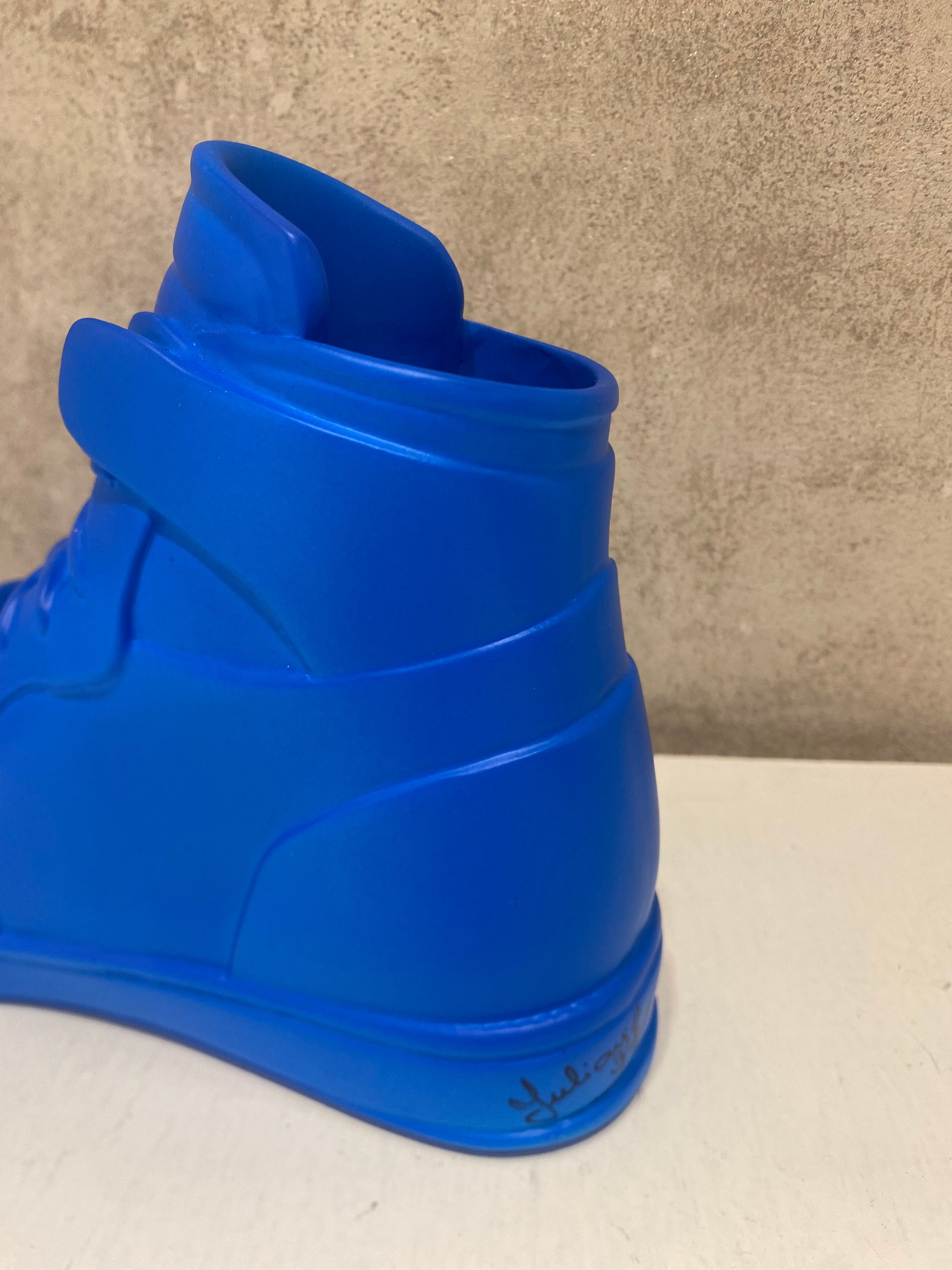Scultura SNEAKER BLU