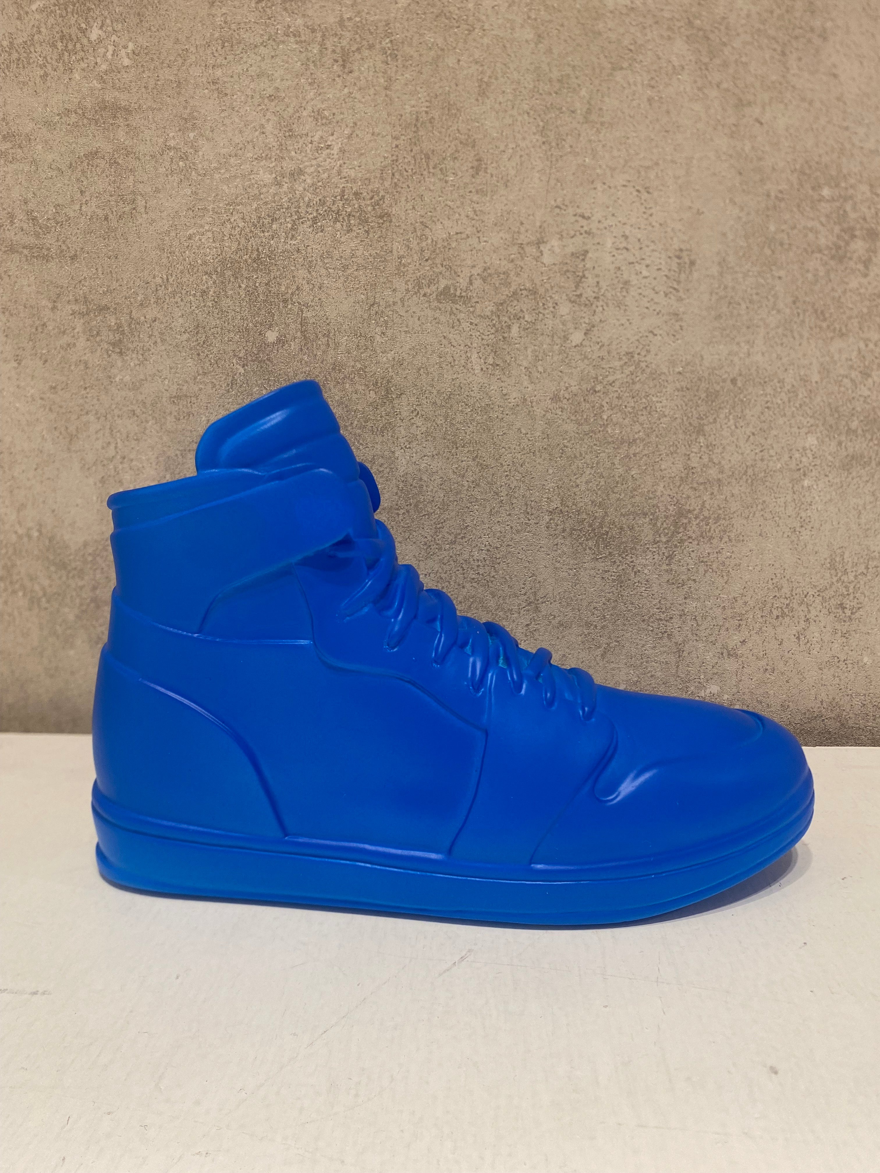Scultura SNEAKER BLU