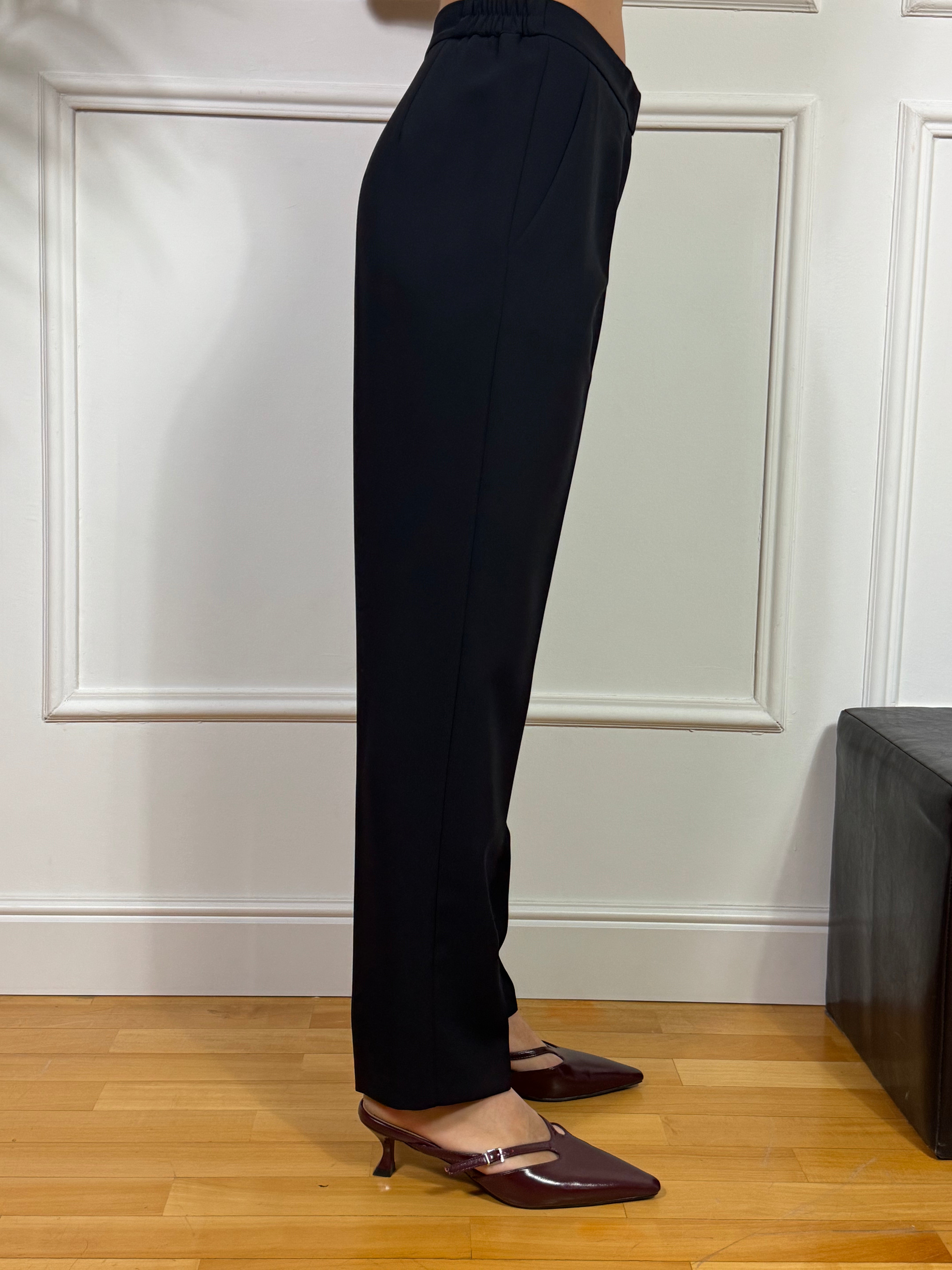 Pantalone Kikisix basic elastico nei fianchi