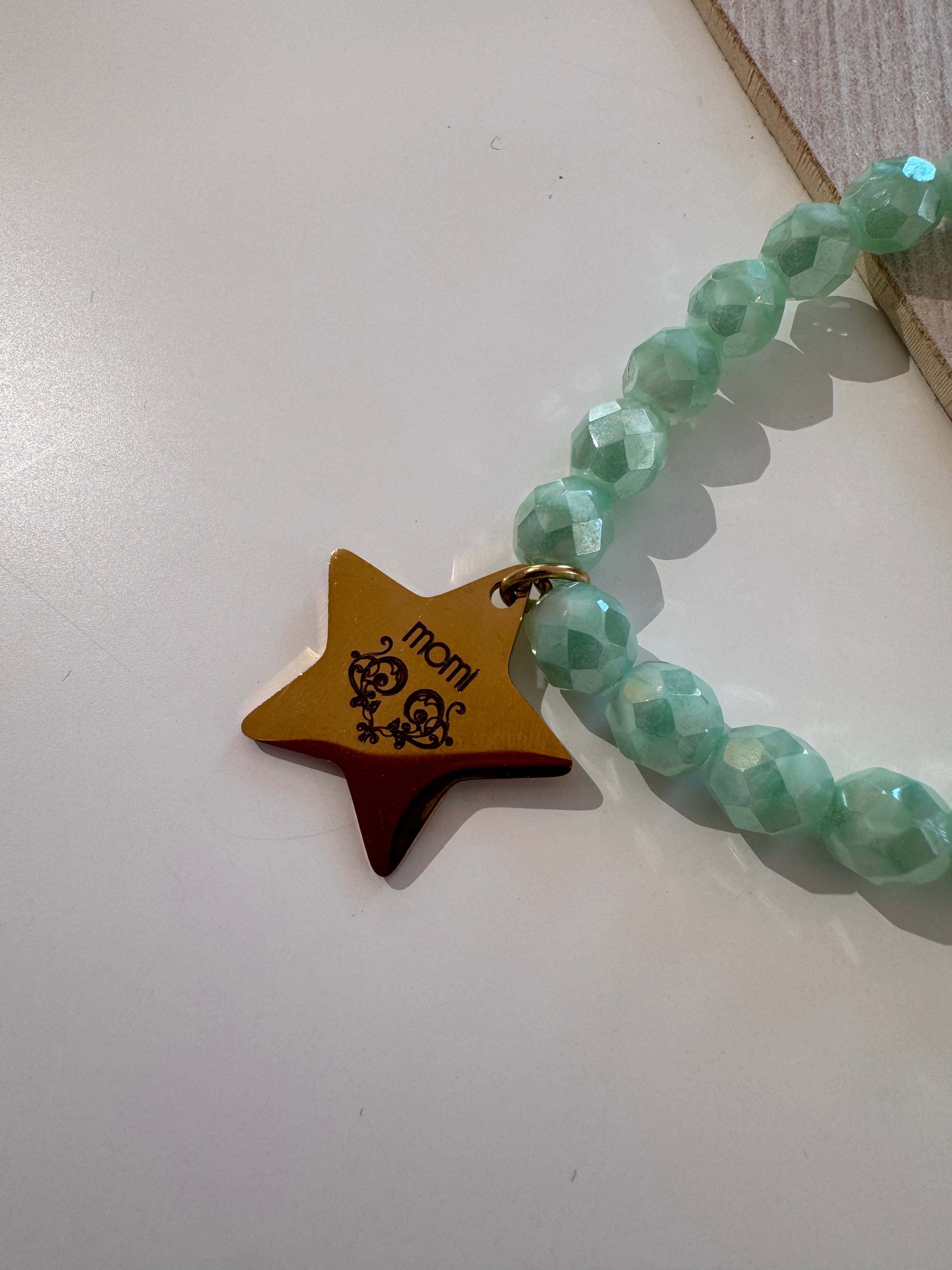 Bracciale con elastico Momi cristalli e ciondoli