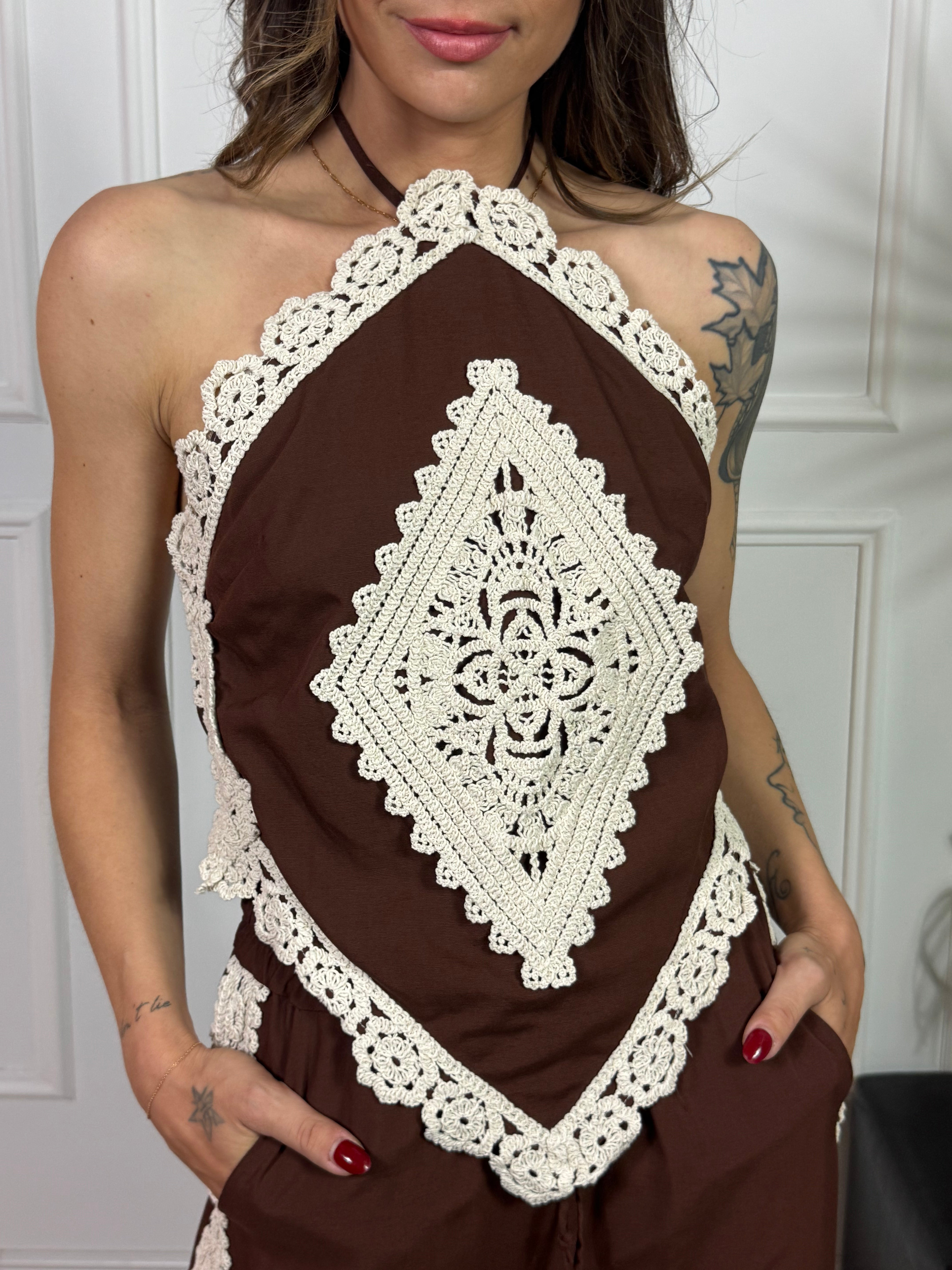 TOP Victoria ILMH MARRONE - RICAMI CROCHET