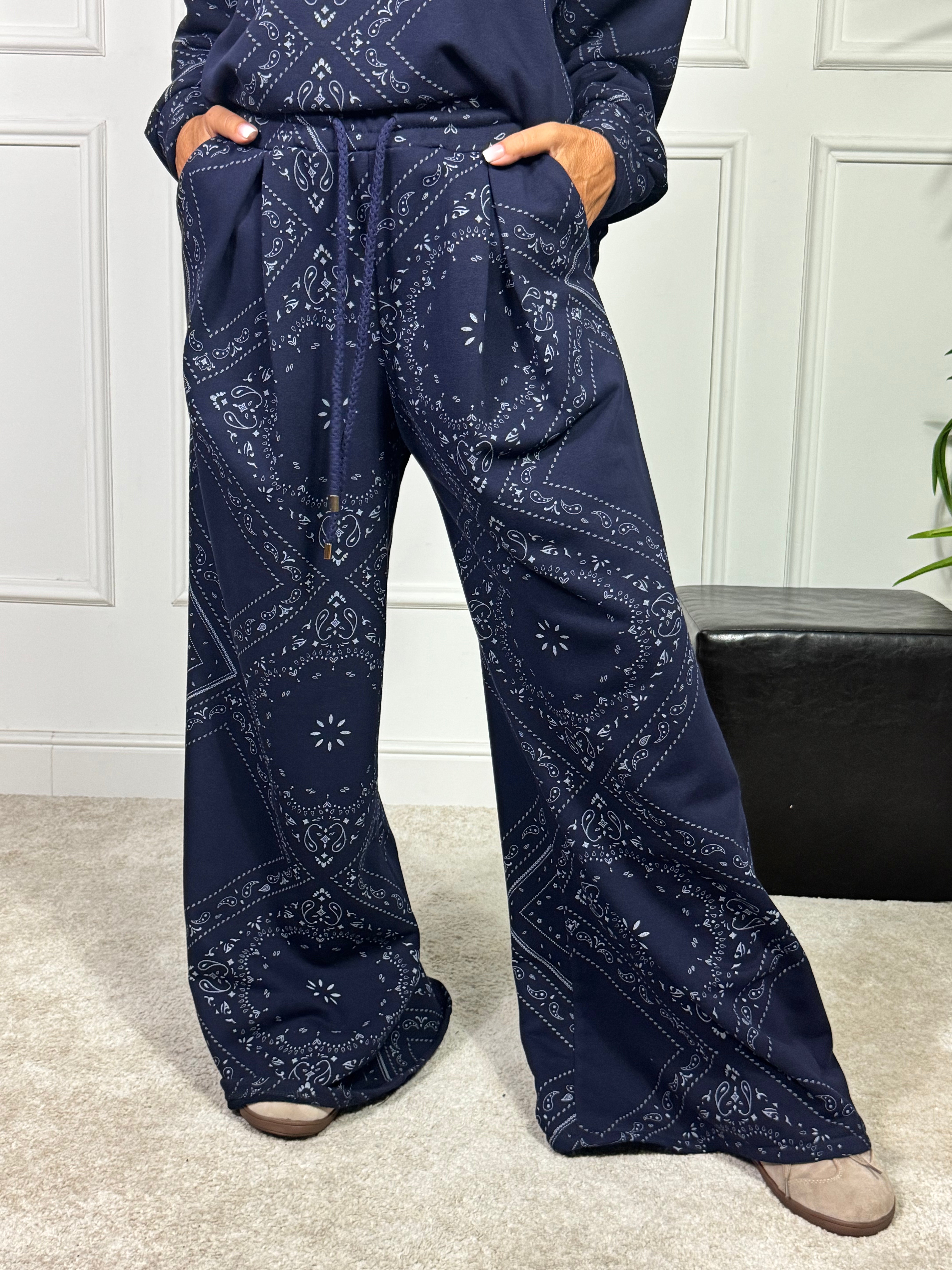 PANTALONE in felpa garzata PALAZZO Kikisix fantasia BANDANA