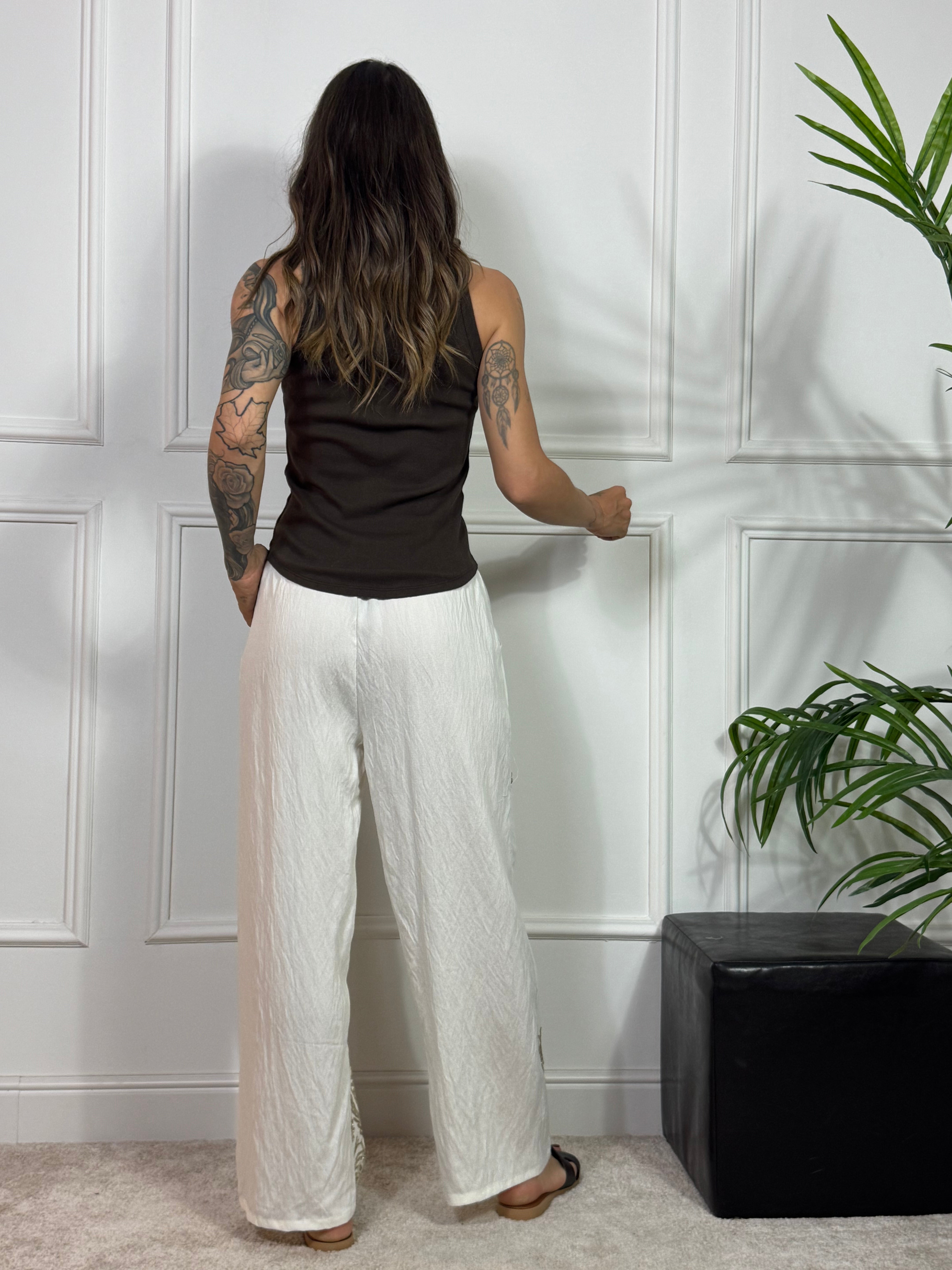 PANTALONE PALAZZO DRITTO in viscosa elasticizzata Victoria ILMH RICAMI ORO DAVANTI