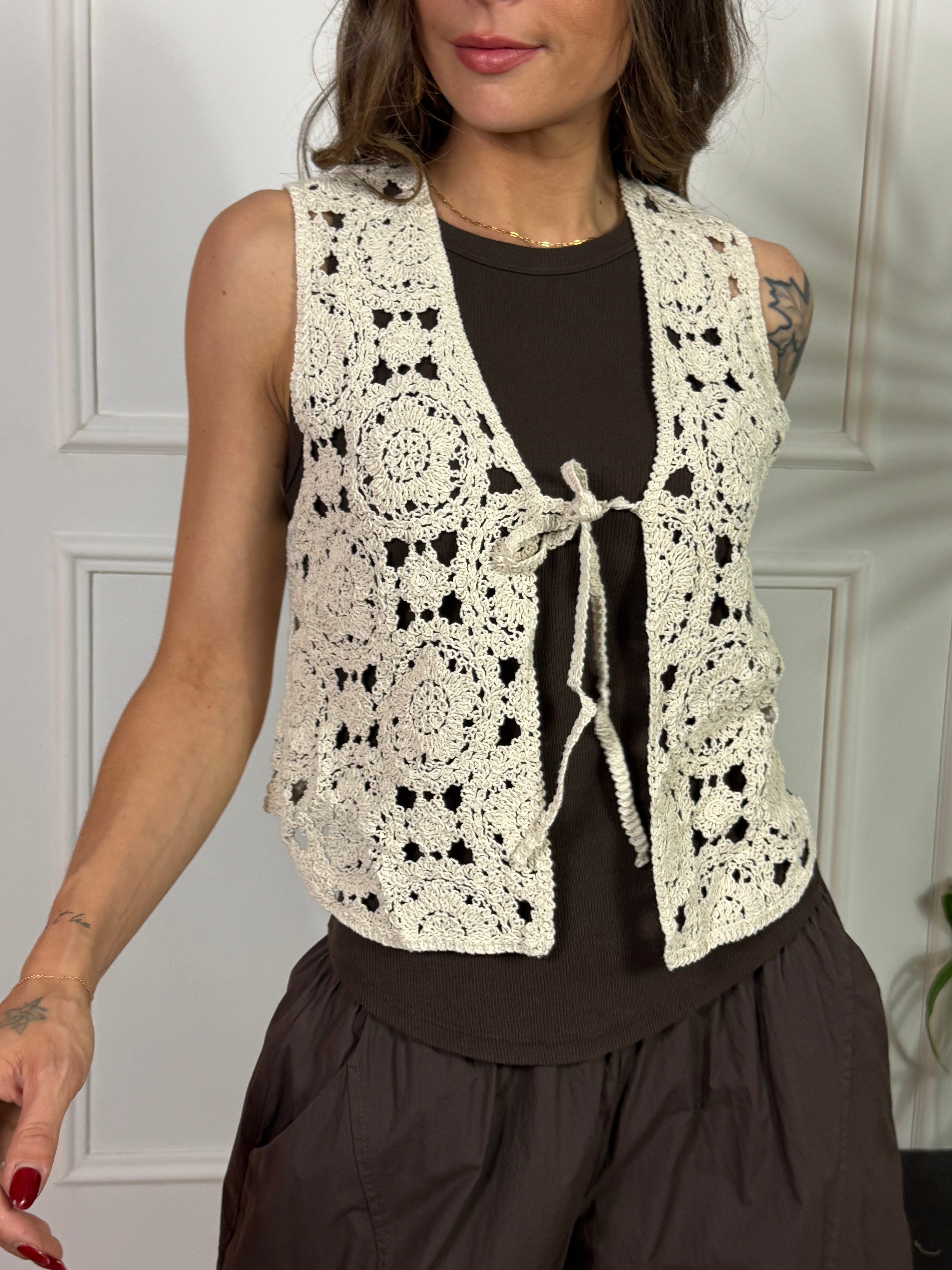 Gilet  Victoria ILMH CROCHET SEMPLICE CON LACCETTO