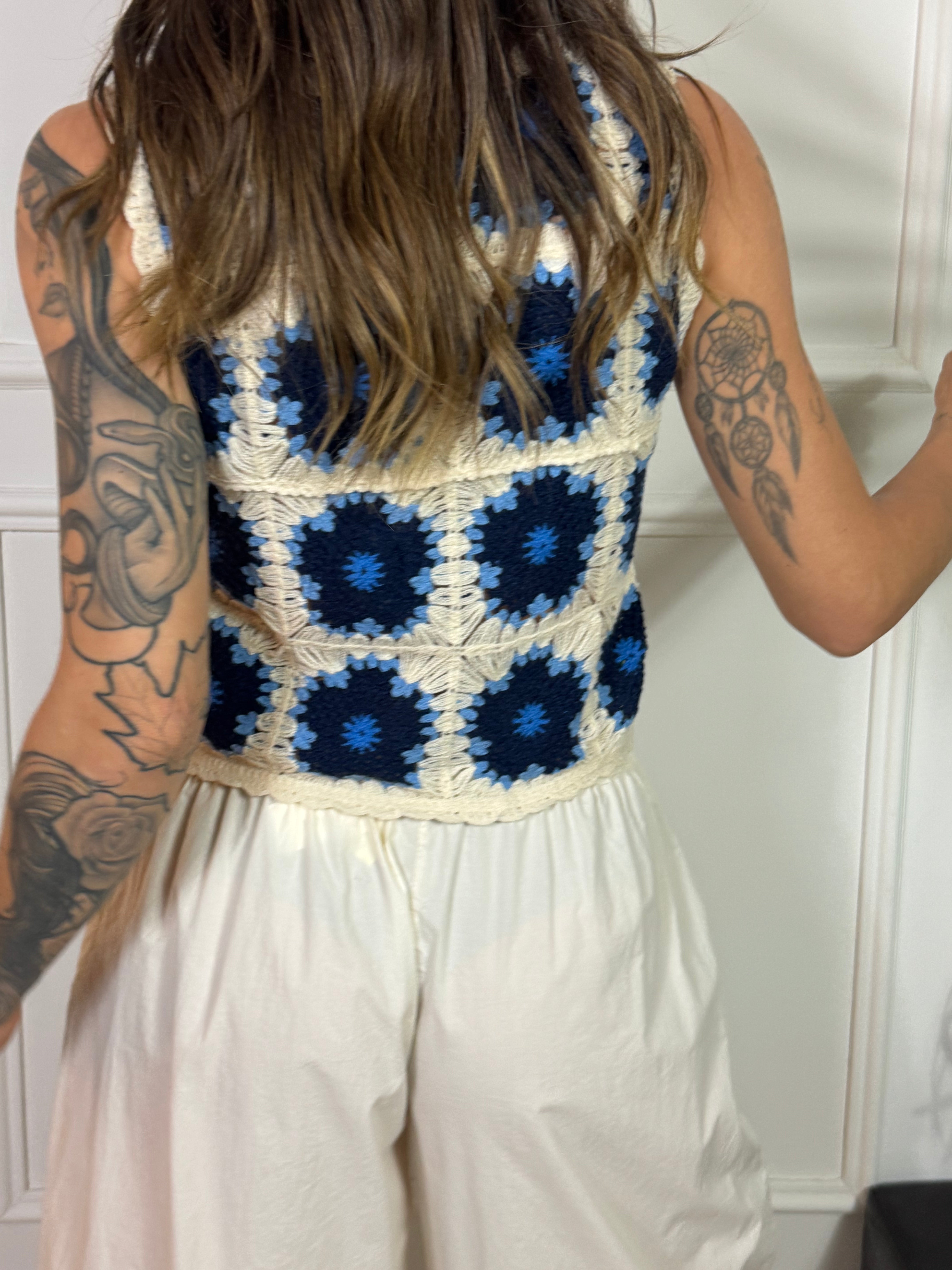TOP Victoria ILMH CROCHET GRANNY