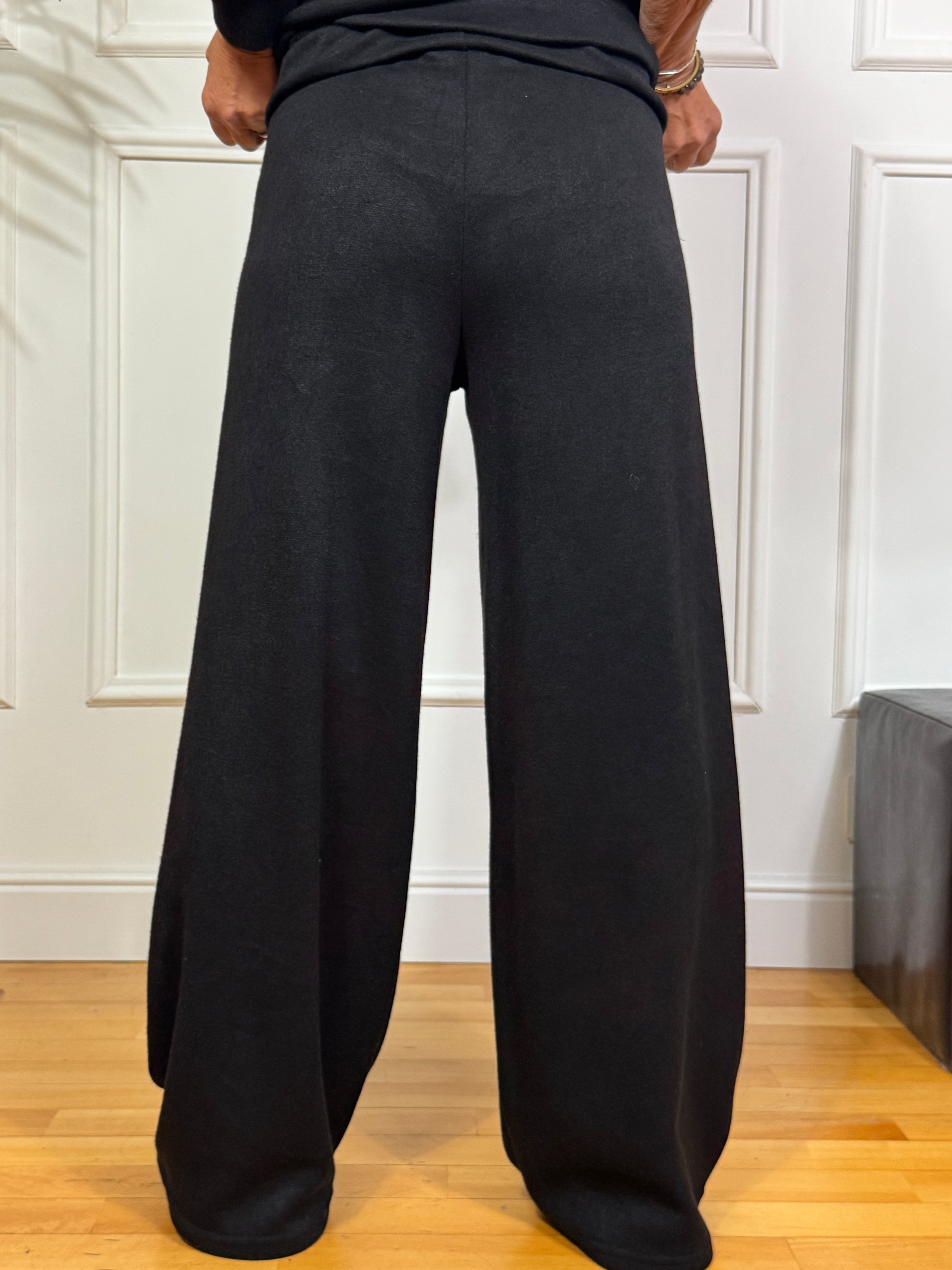 Set completo tuta in maglia Victoria ILMH MAGLIA COLLO CRATERE + PANTALONE AMPIO