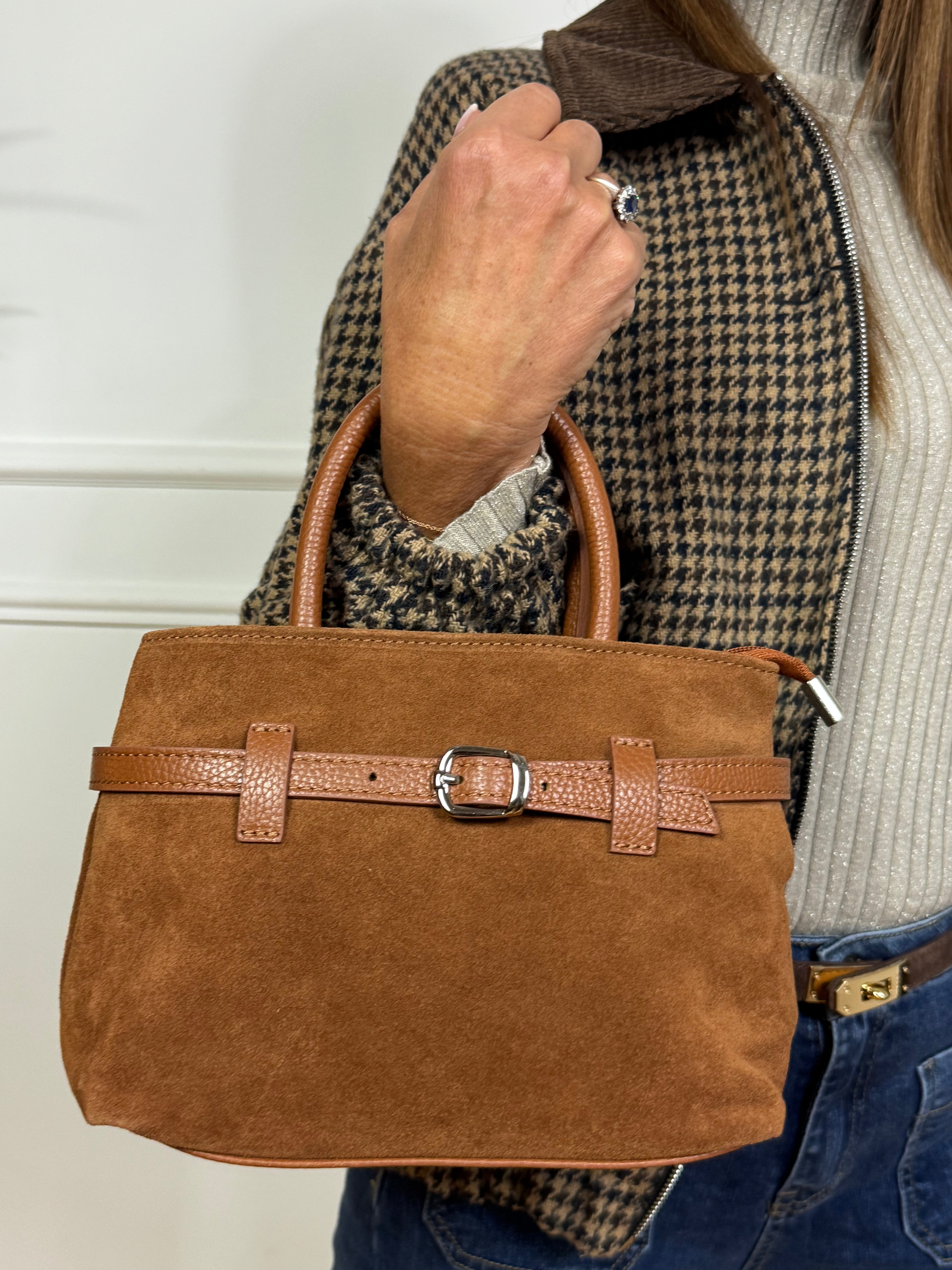 Borsa in pelle con cinturina