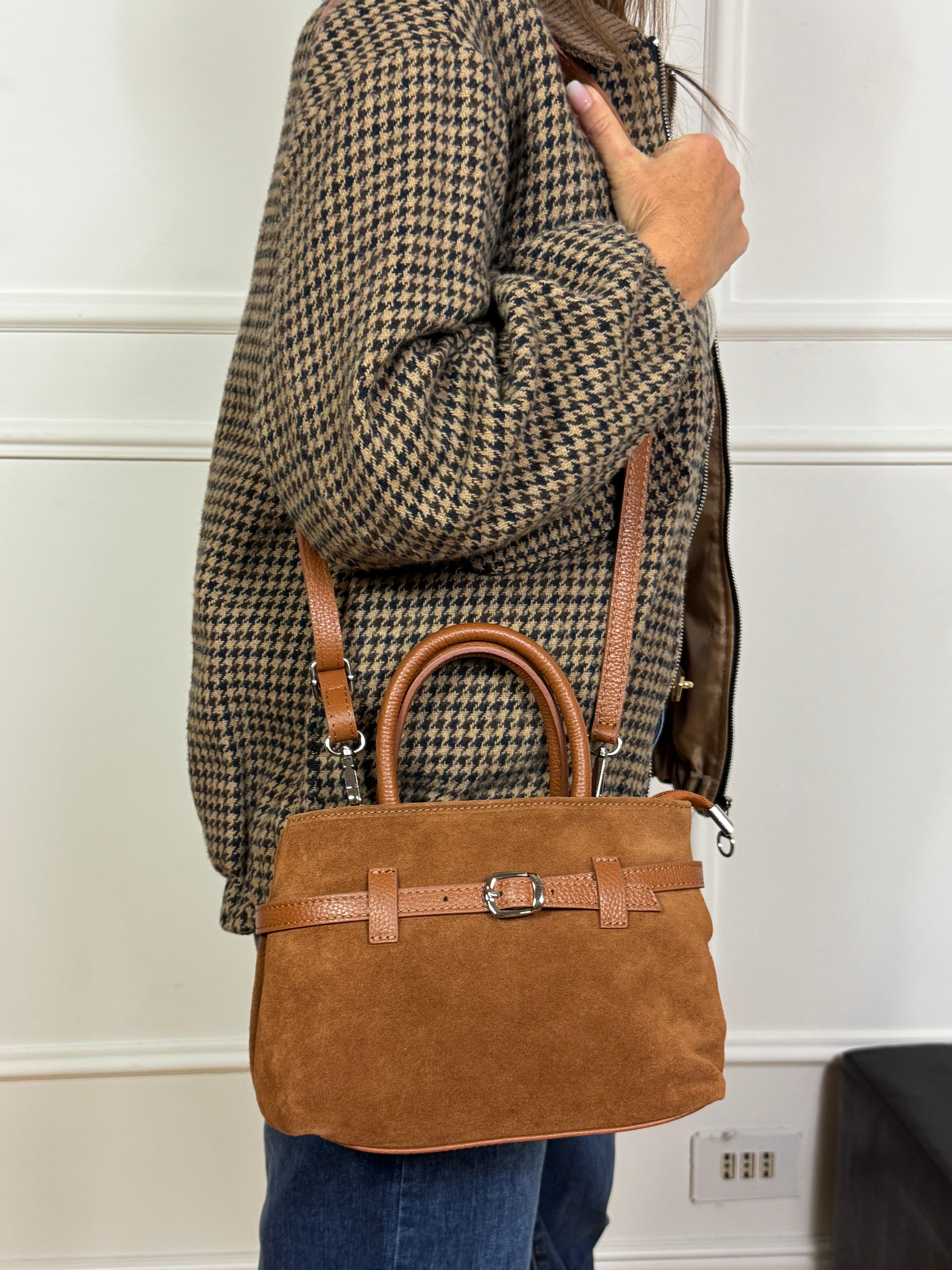 Borsa in pelle con cinturina