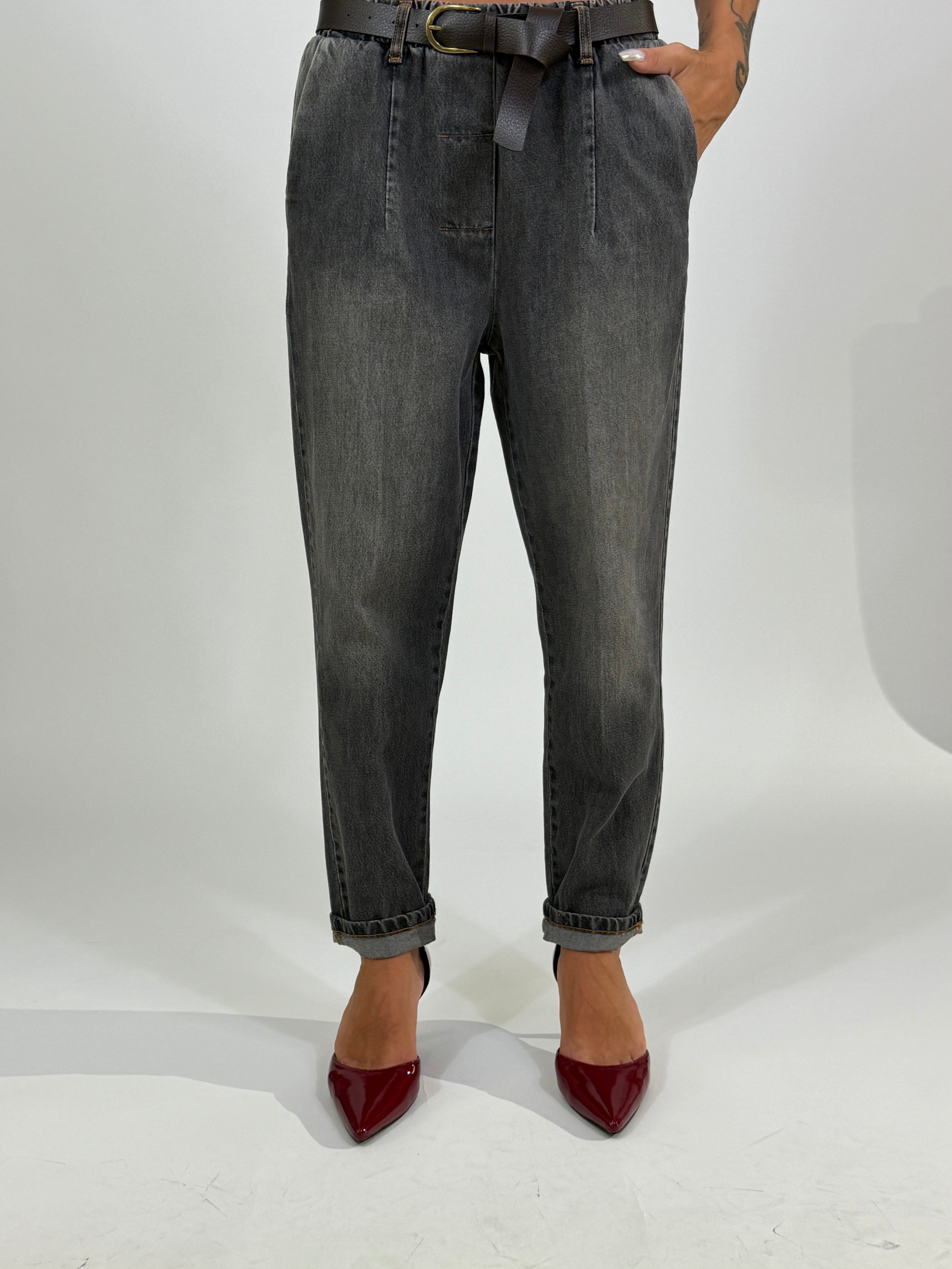 Jeans Susy Mix con elastico in vita e cintura marrone