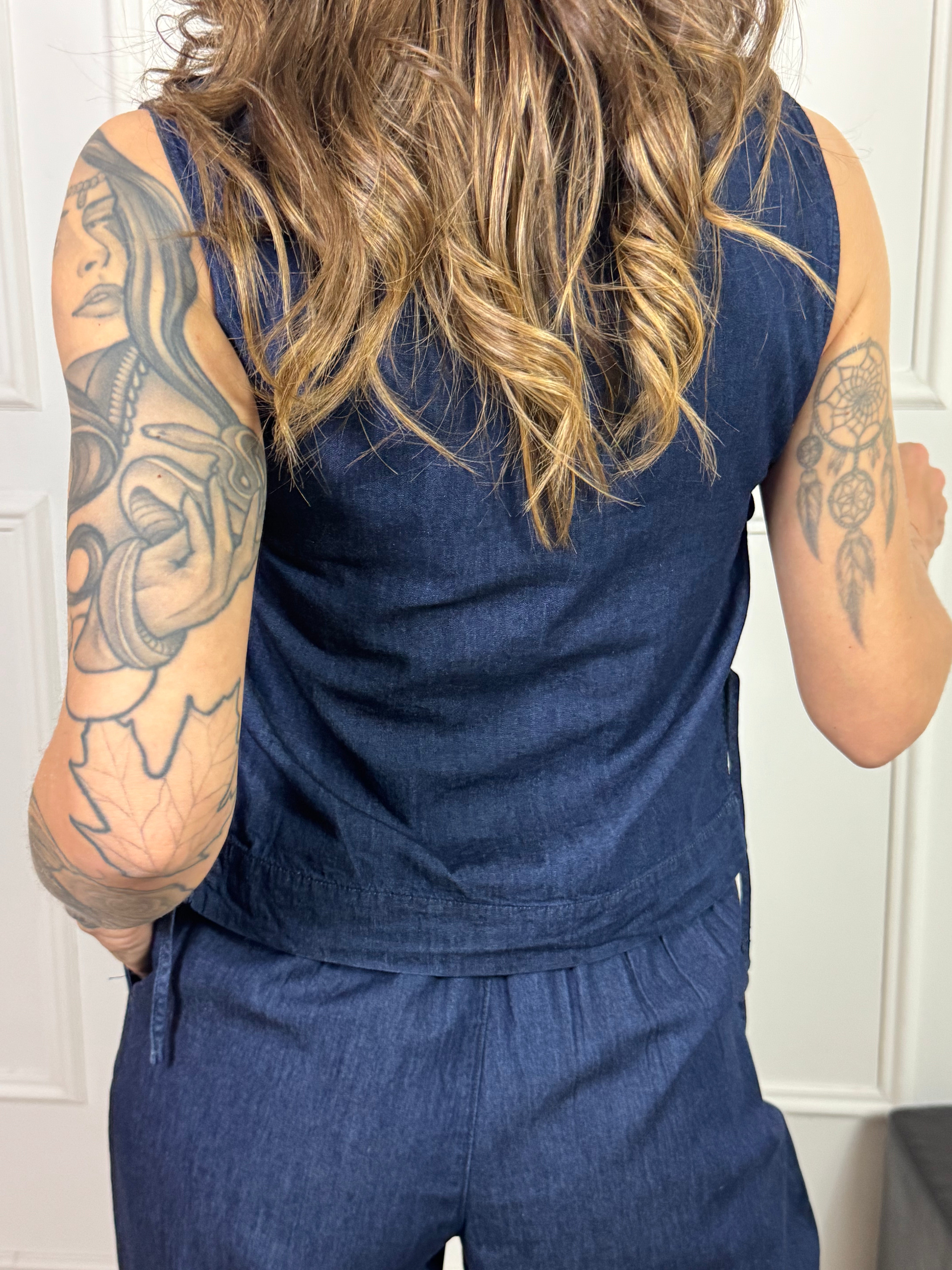 Top in CHAMBRAY JJXX modello DEBBY con LACCETTI LATERALI