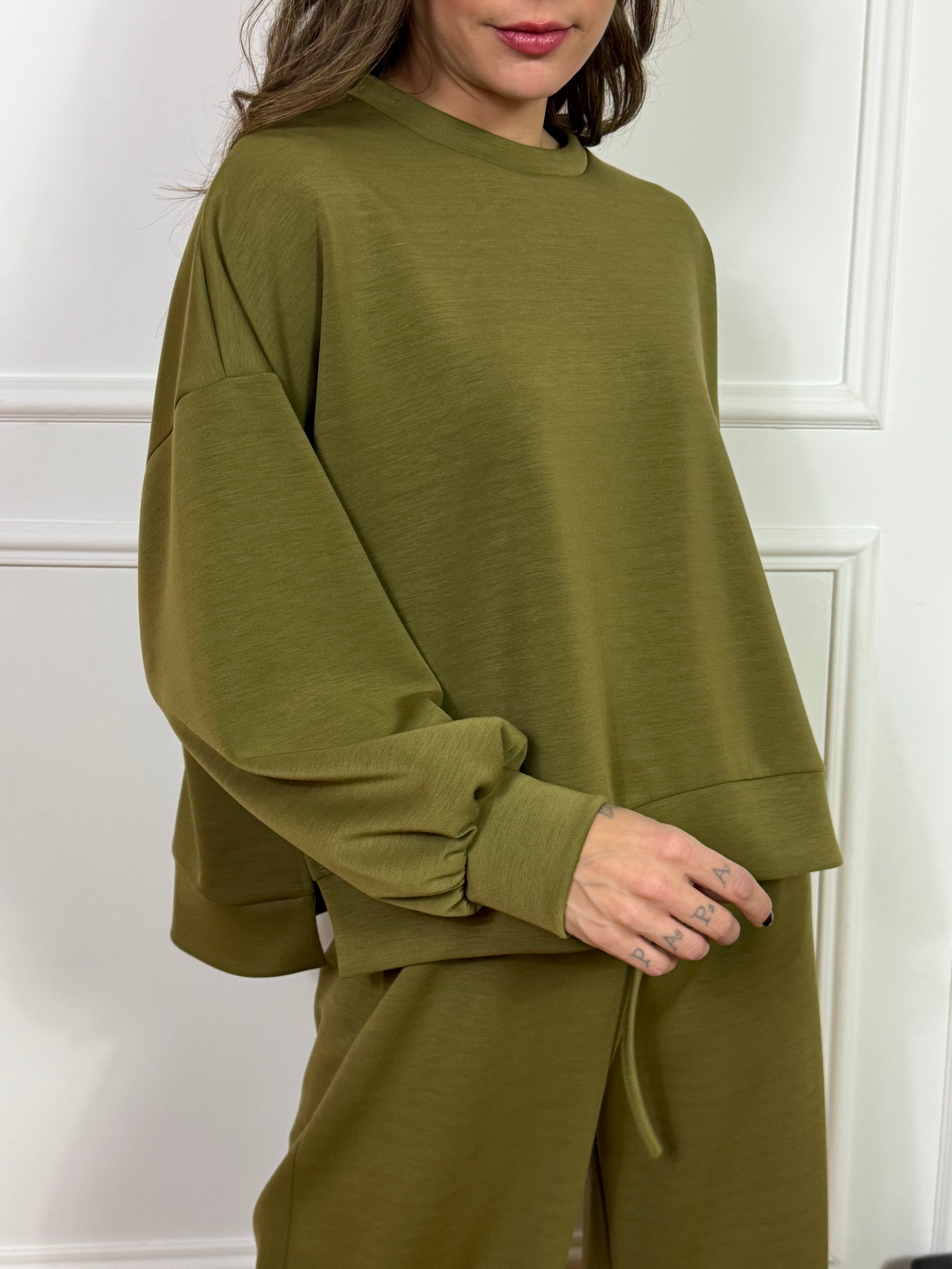 Felpa paricollo Kikisix spacchetti laterali tessuto tecnico sottile