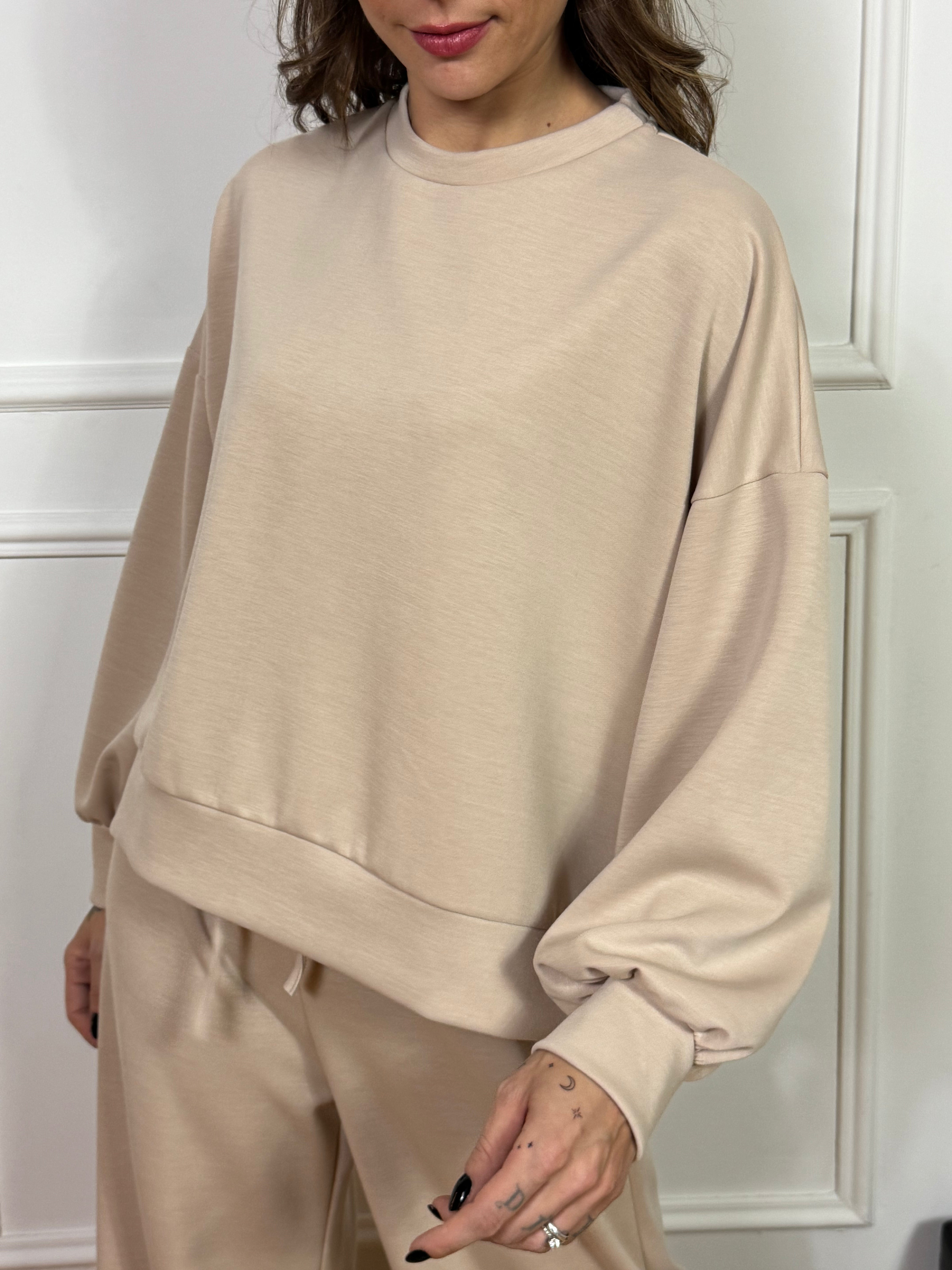 Felpa paricollo Kikisix spacchetti laterali tessuto tecnico sottile