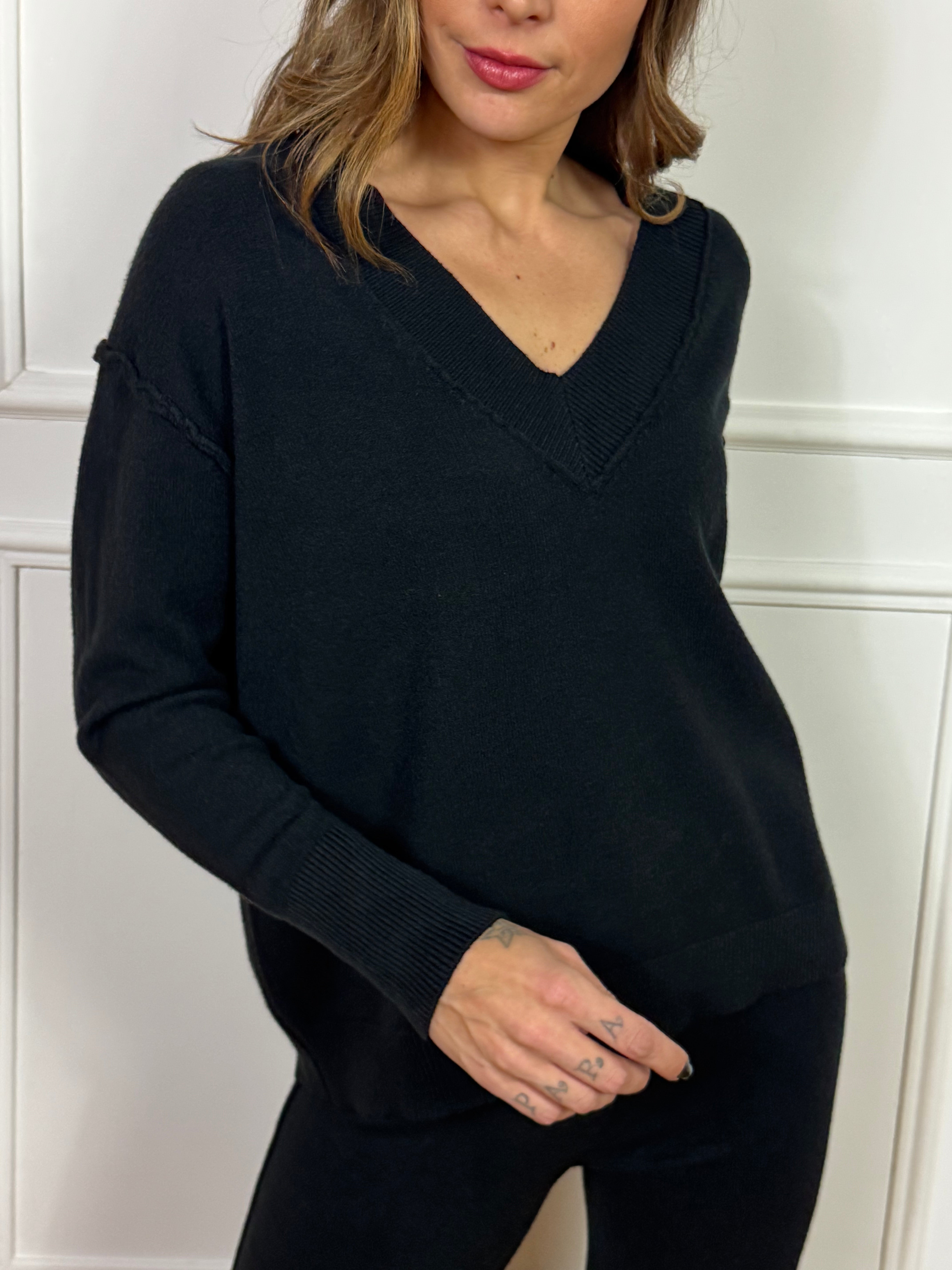 Completo tuta in maglina misto viscosa Victoria ILMH MAGLIA SCOLLO V + PANTALONE