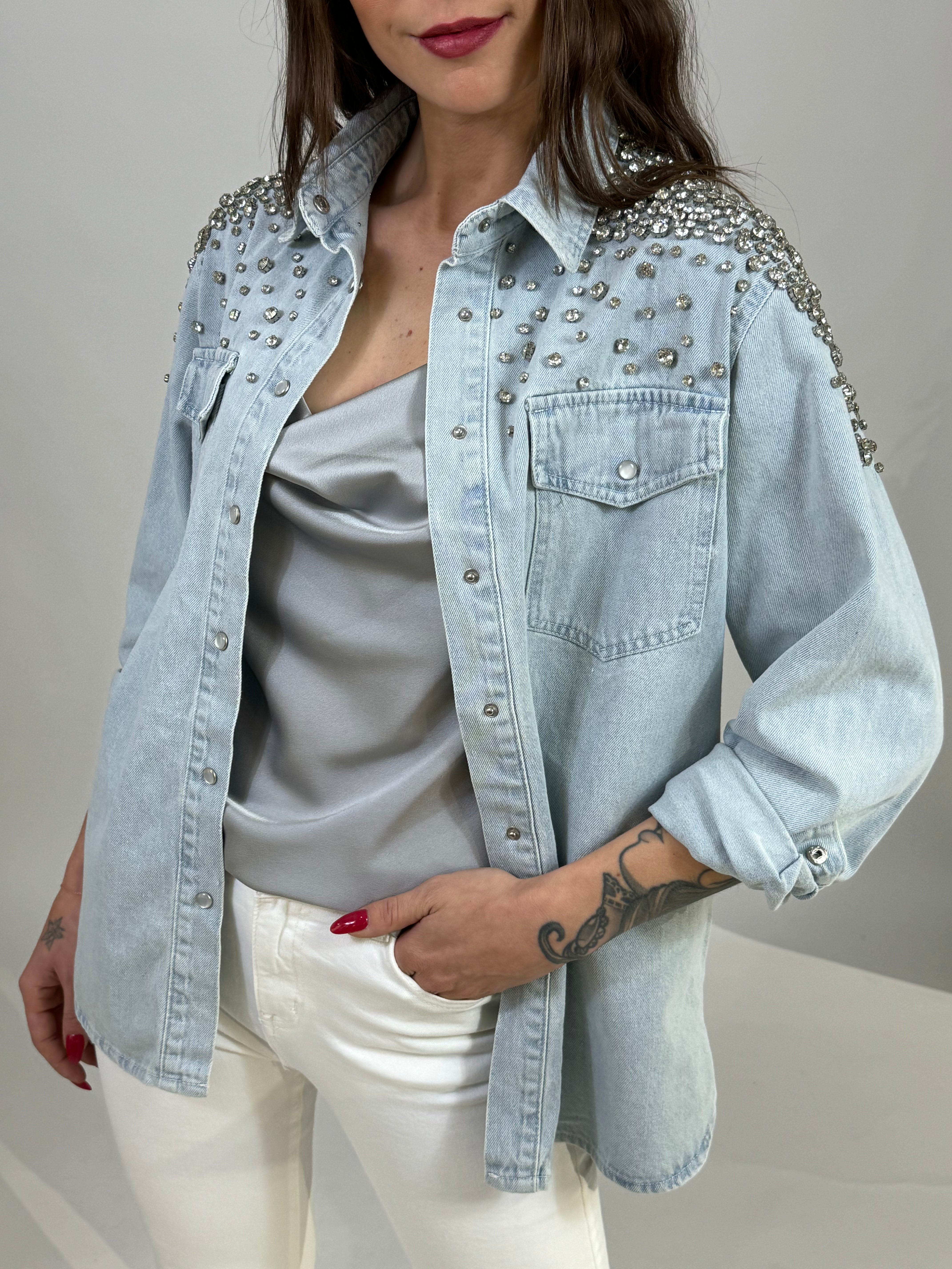 Camicia di jeans over / Giacca di jeans Susy Mix applicazioni pietre