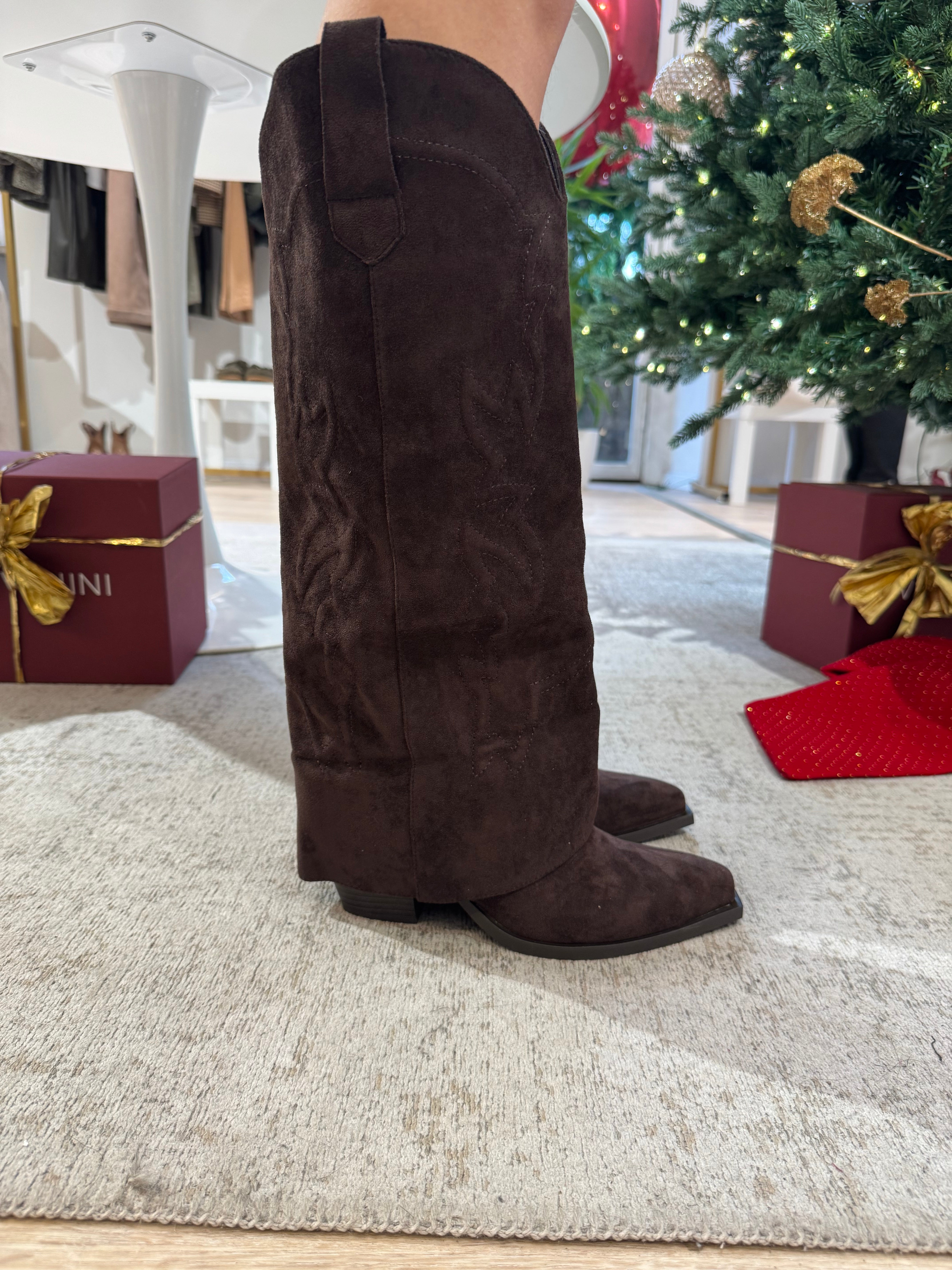 Stivale TEXANO ALTO ECO SCAMOSCIATO con COPRIGAMBALE  -TESTA DI MORO