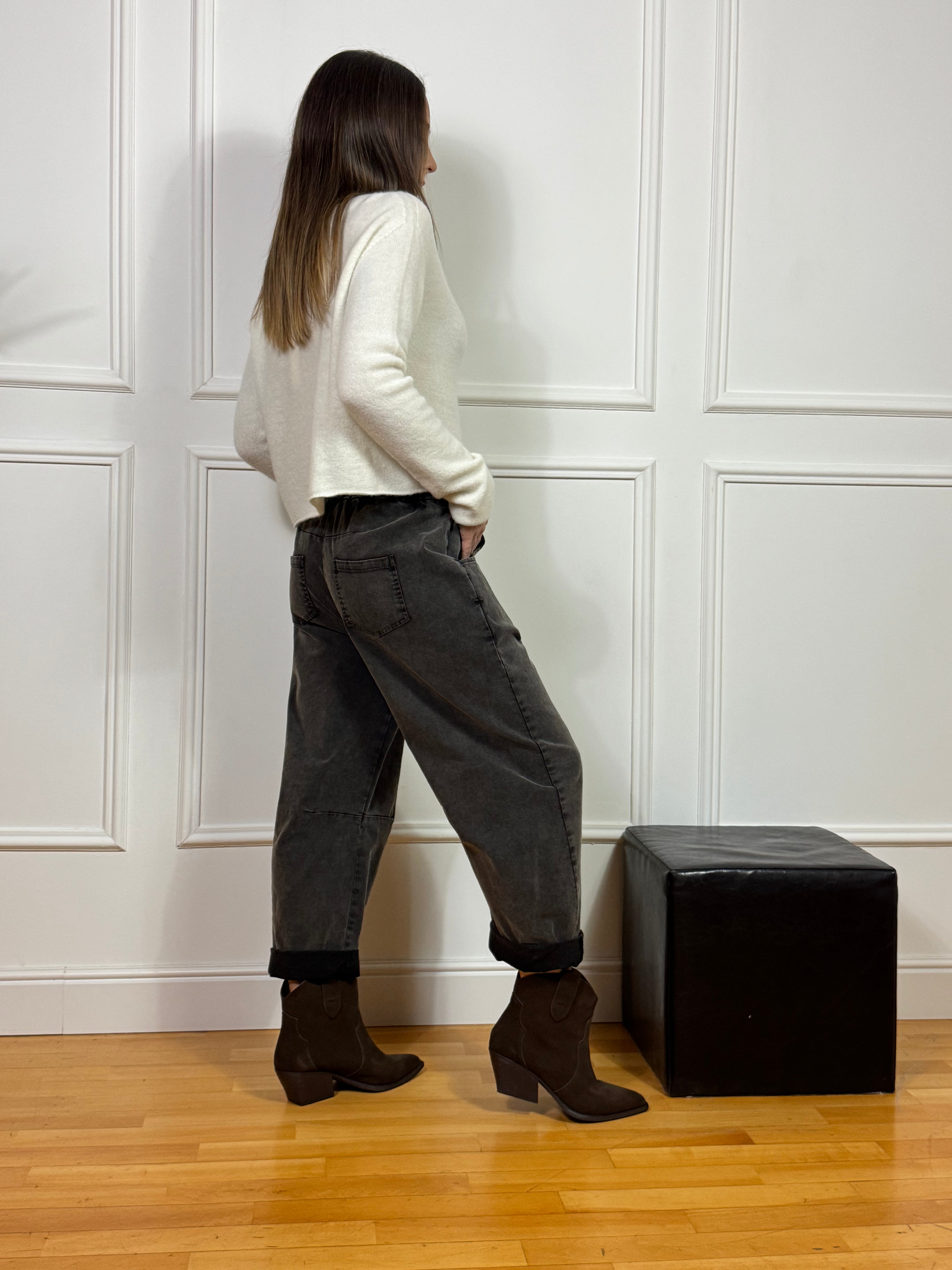 Jeans Victoria ILMH nero délavé con cintura