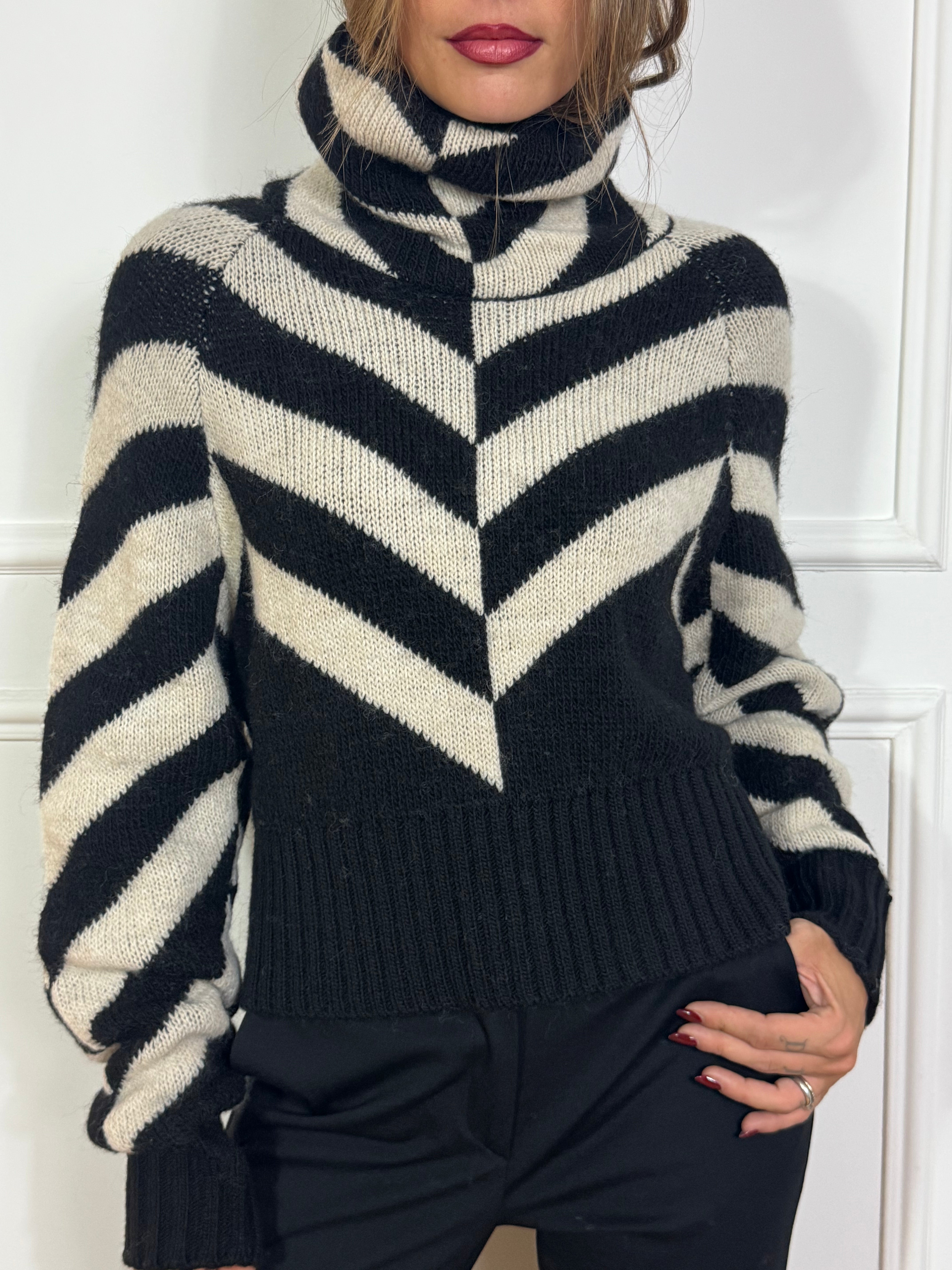 Maglia jacquard collo alto The Loom Archive a fantasia