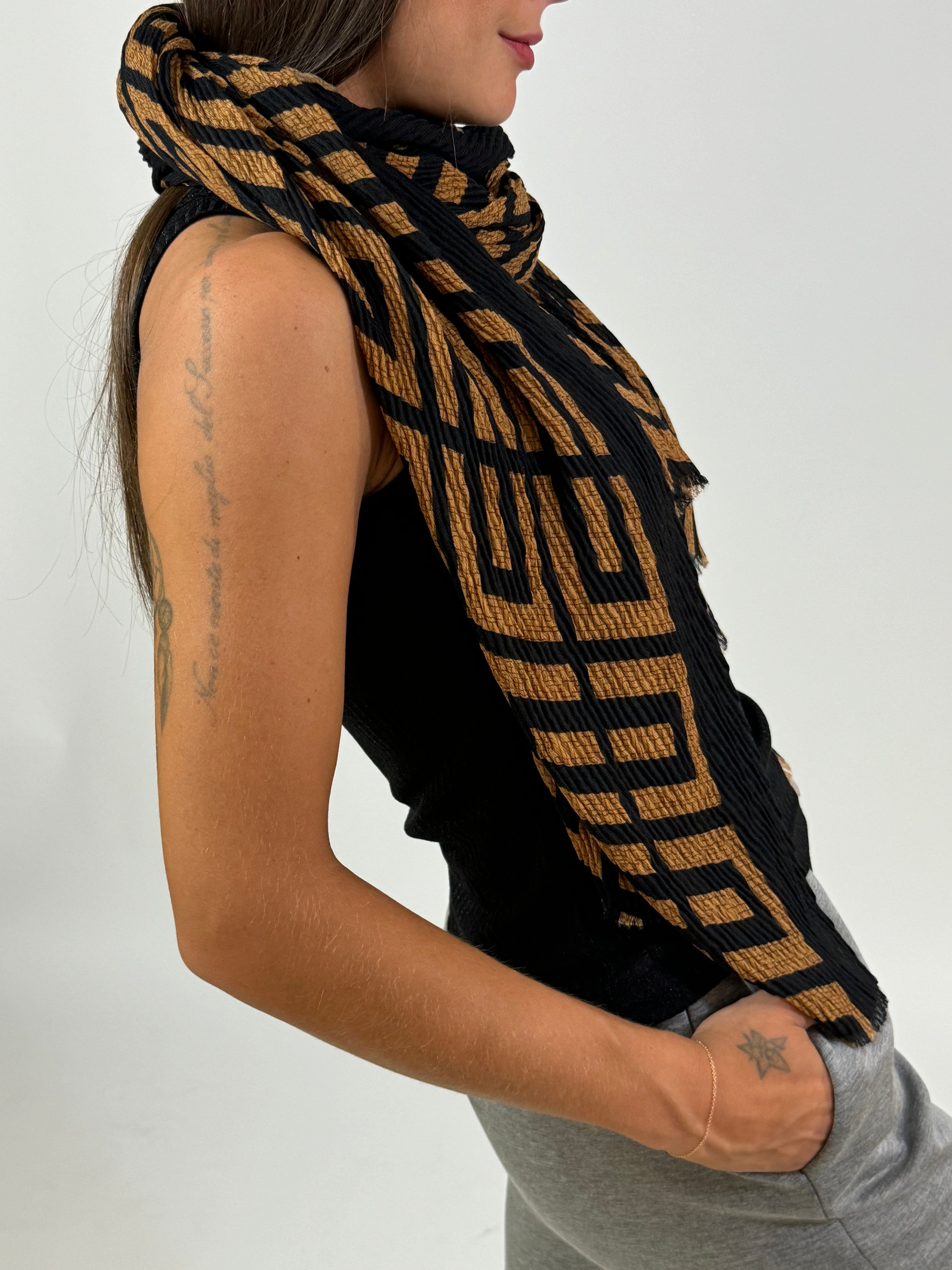 Sciarpa foulard in viscosa Susy Mix FANTASIA GEOMETRICA