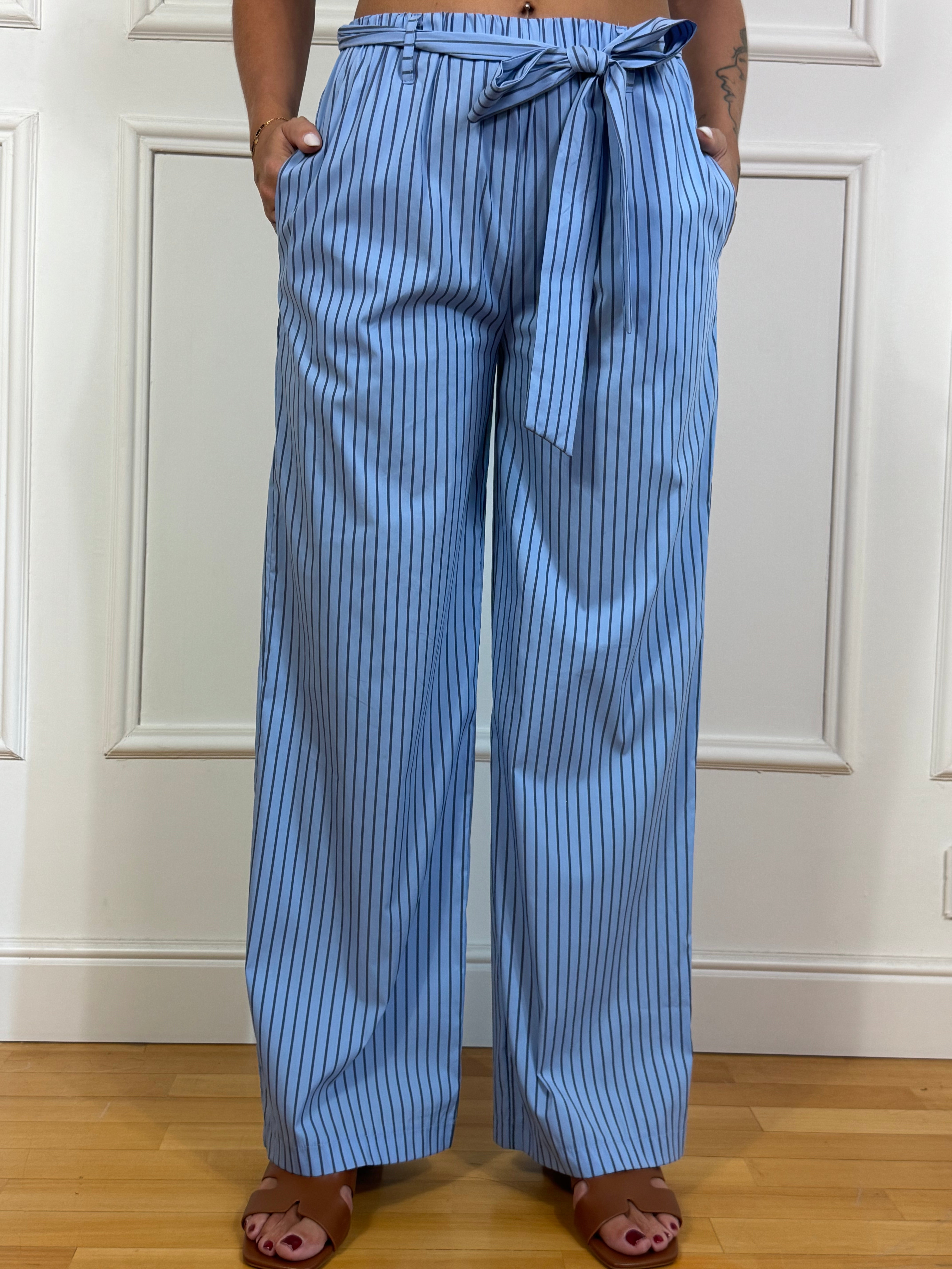 Pantalone in cotone elasticizzato Kontatto righe sottili con fusciacca