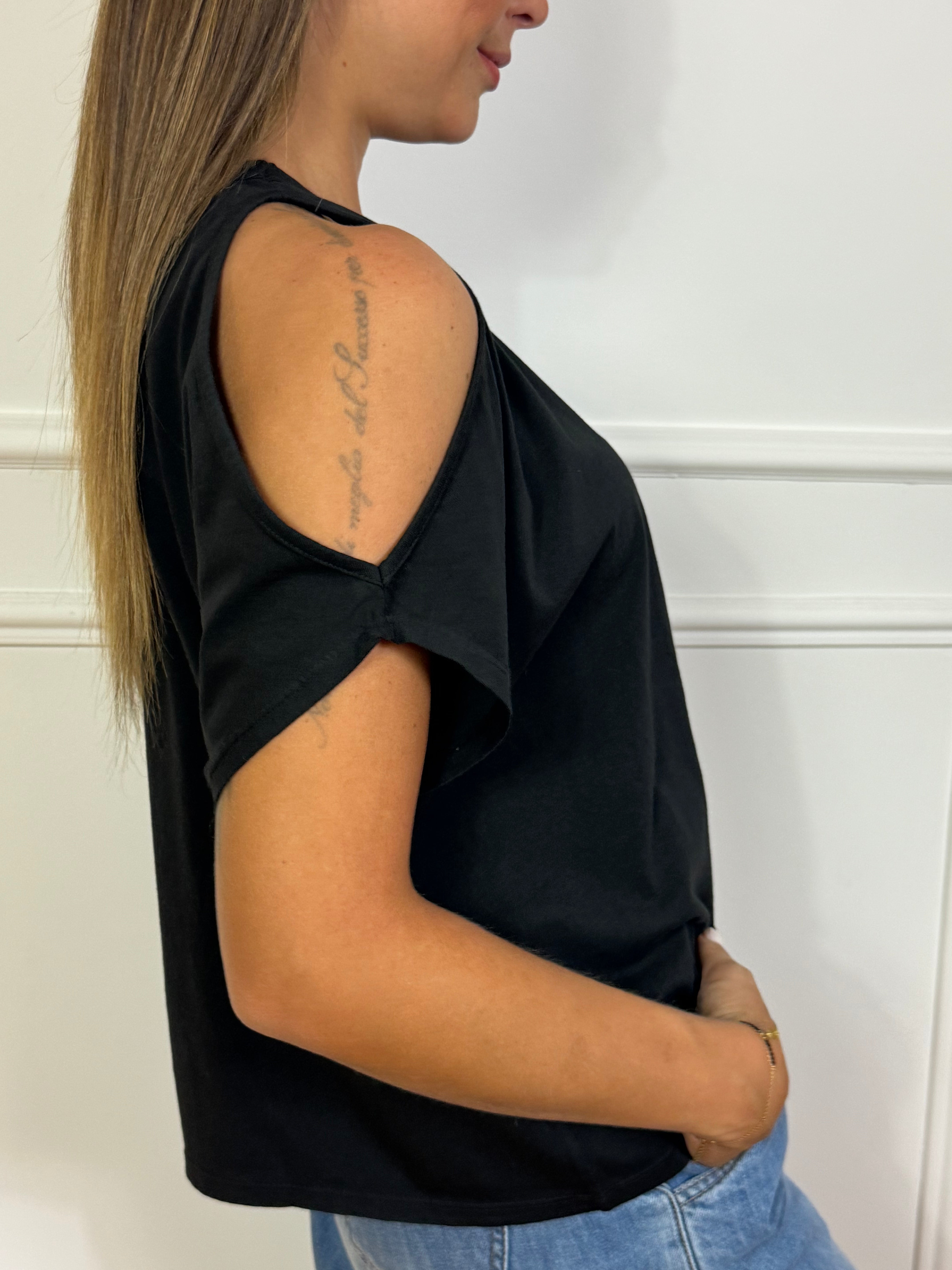 Maglia in cotone Kontatto CUT-OUT