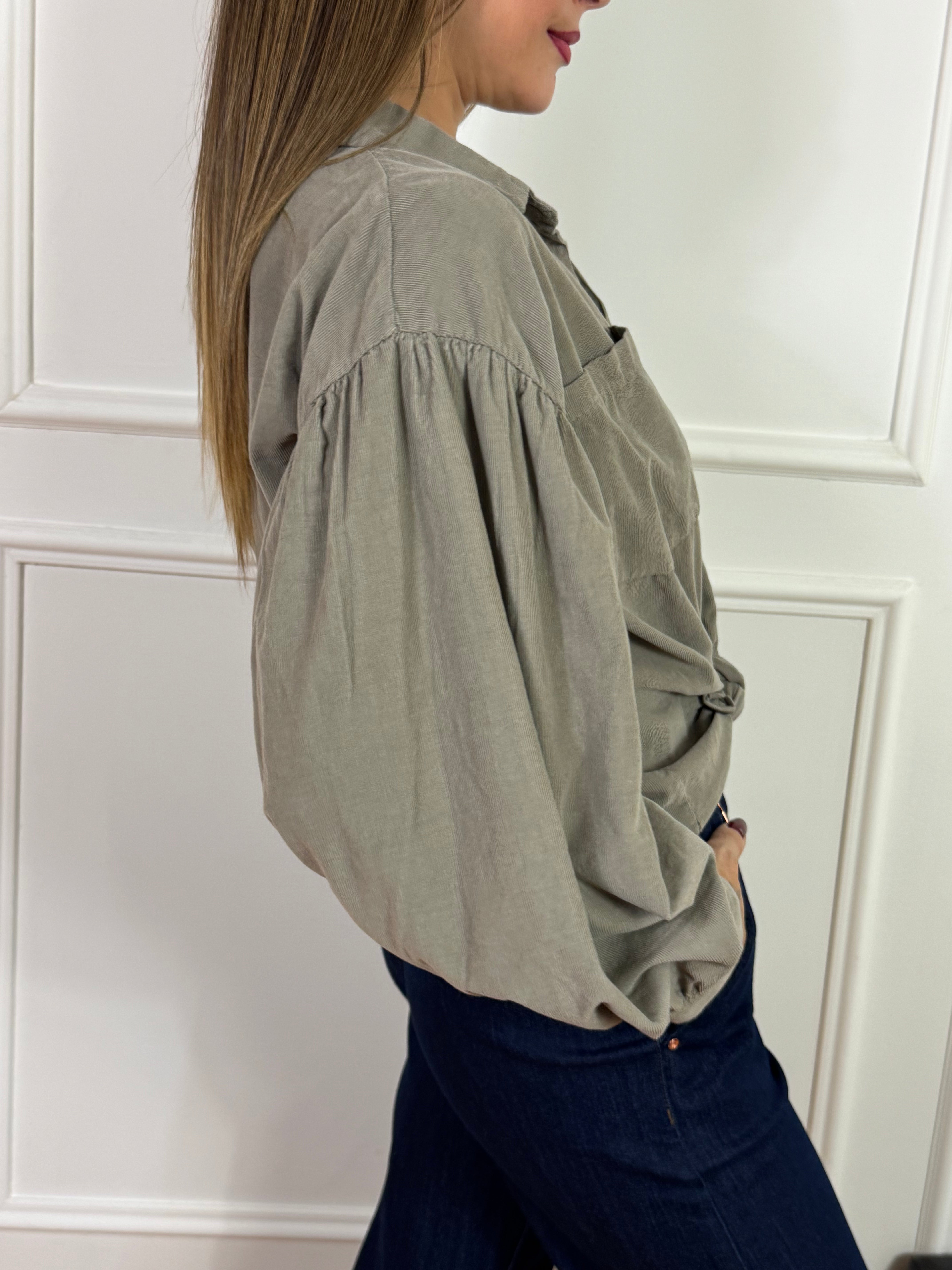 Camicia ampia Victoria ILMH in vellutino con nodo