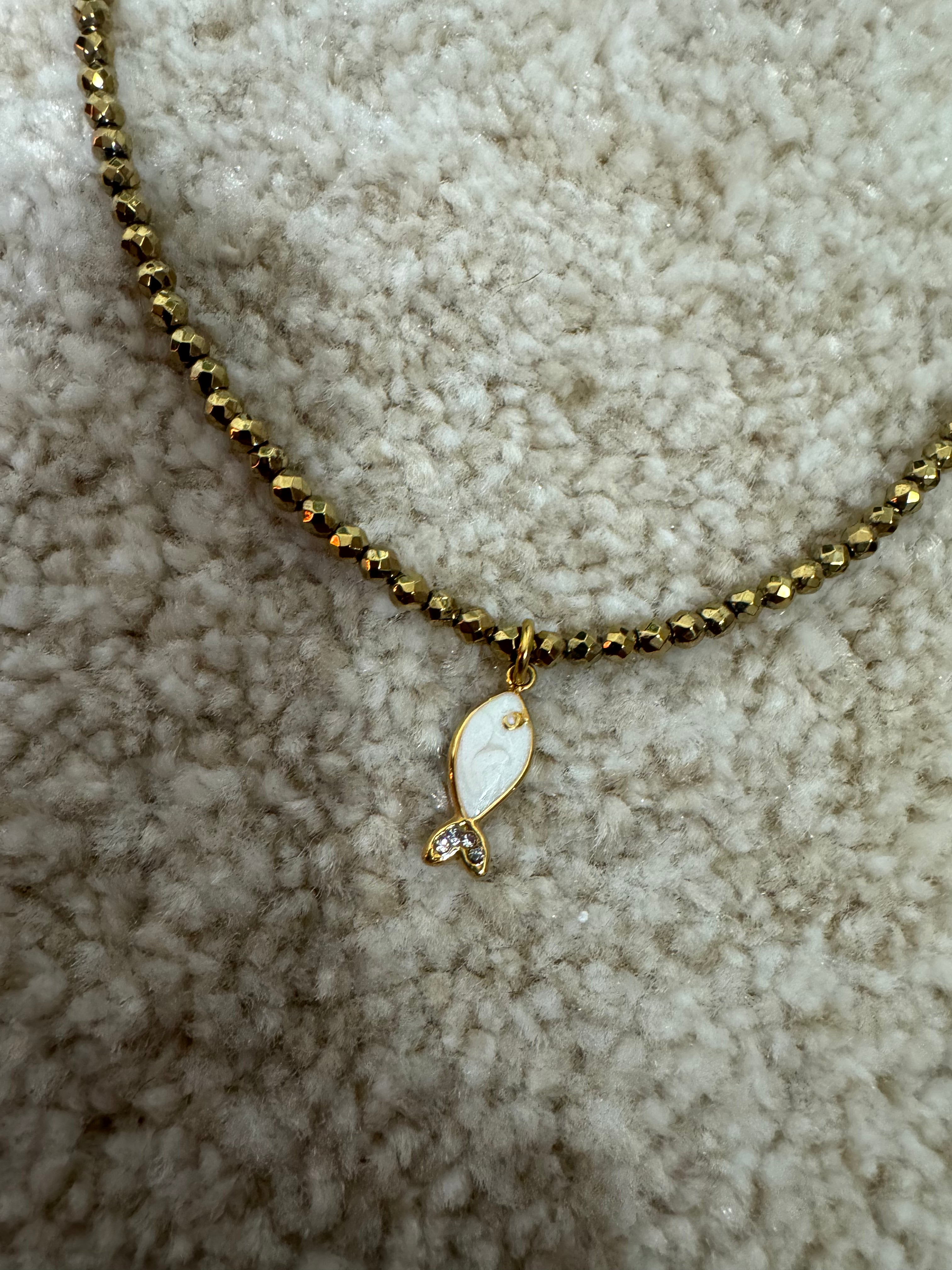 Collana girocollo ORO pepite Momi CIONDOLO PESCE SMALTO BIANCO