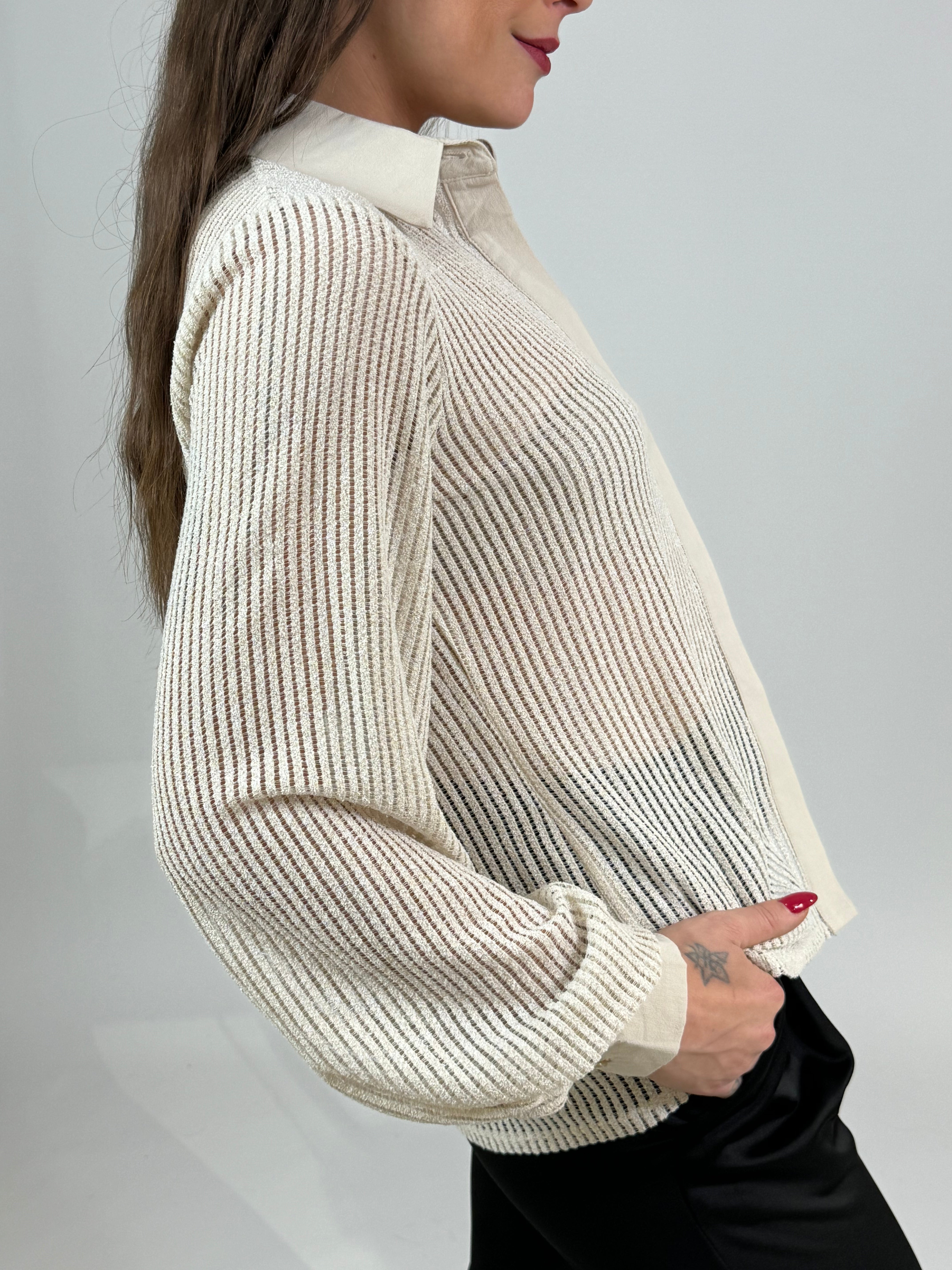 Camicia Victoria ILMH lavorazione maglina sottile con colletto