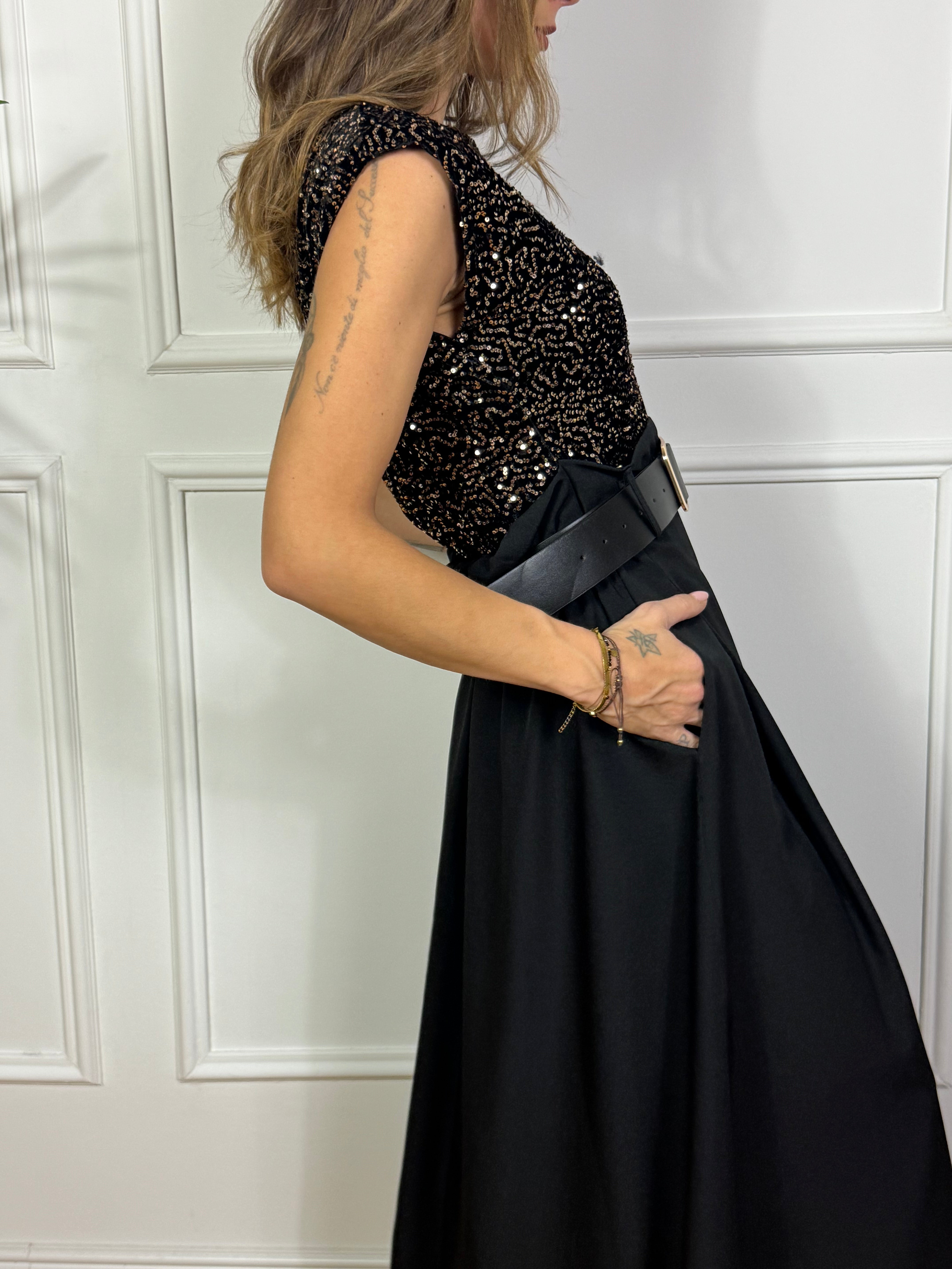 Abito LUNGO Victoria ILMH PAILLETTES E GONNA AMPIA SVASATA