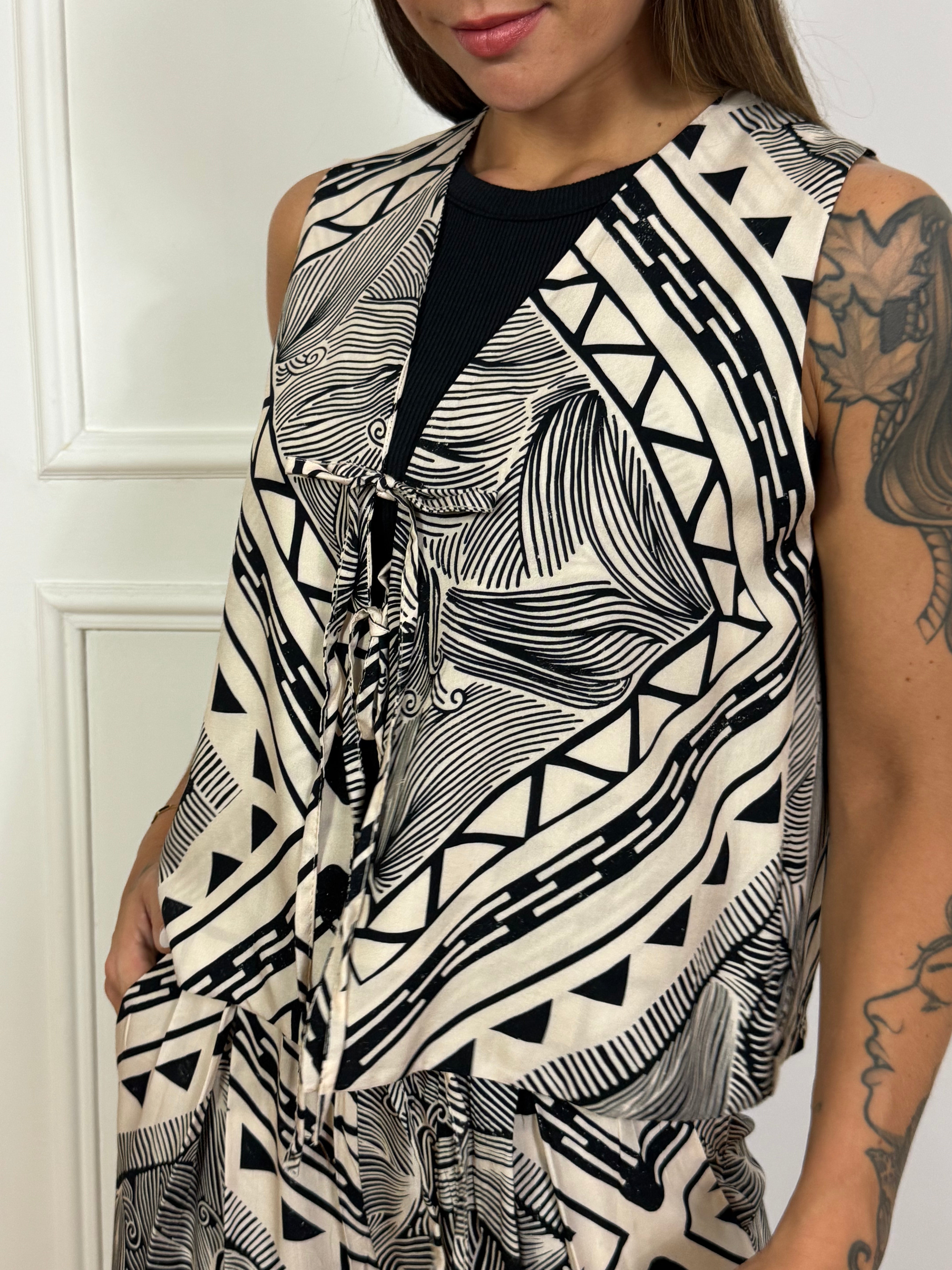 GILET con nodo smanicato Kikisix fantasia TRIANGOLINI