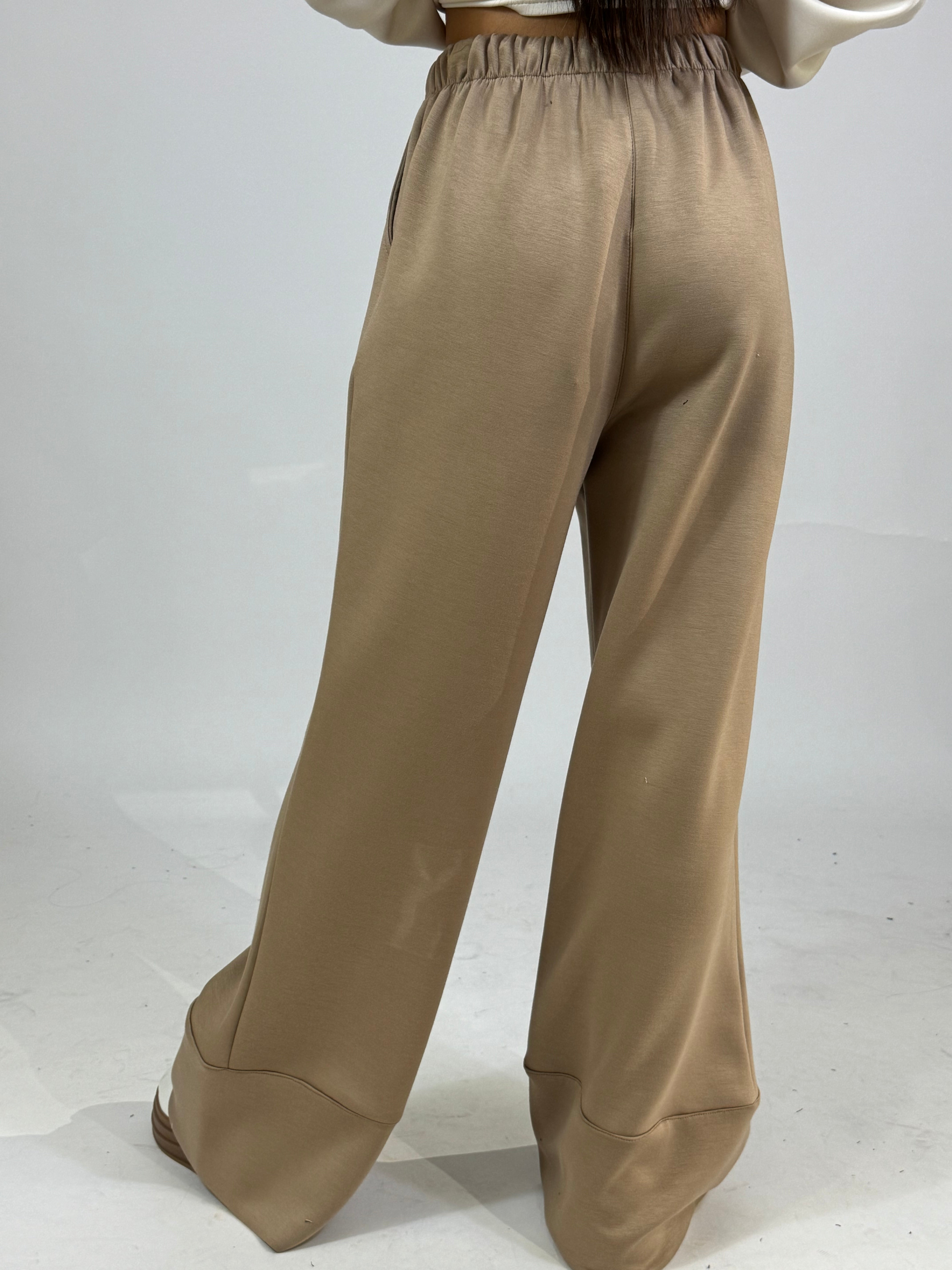 Pantalone con coulisse Victoria ILMH in tessuto tecnico elasticizzato con bordo alto