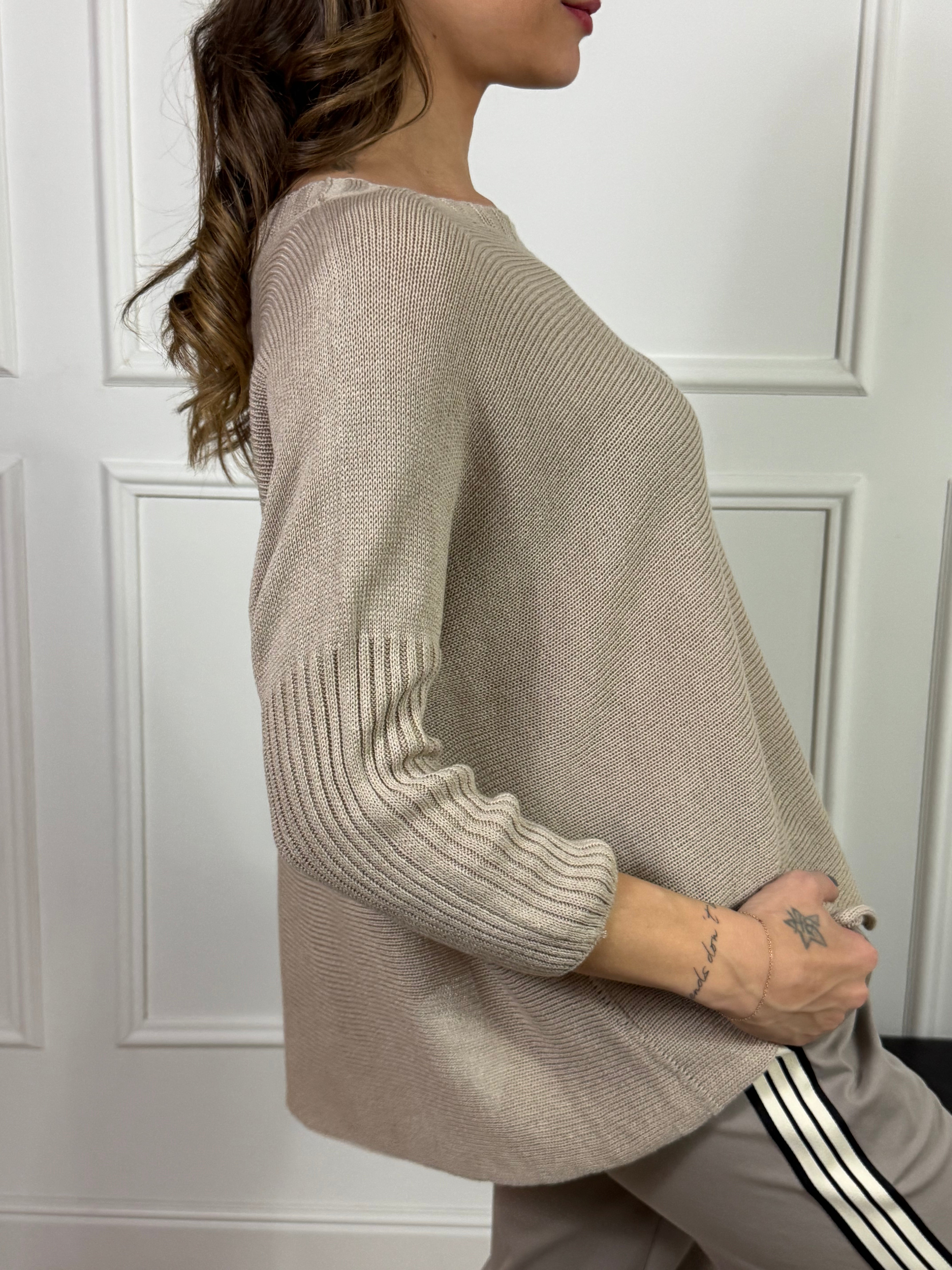 Maglia in COTONE Victoria ILMH MANICA 3/4 E SCOLLO CANNETTATI