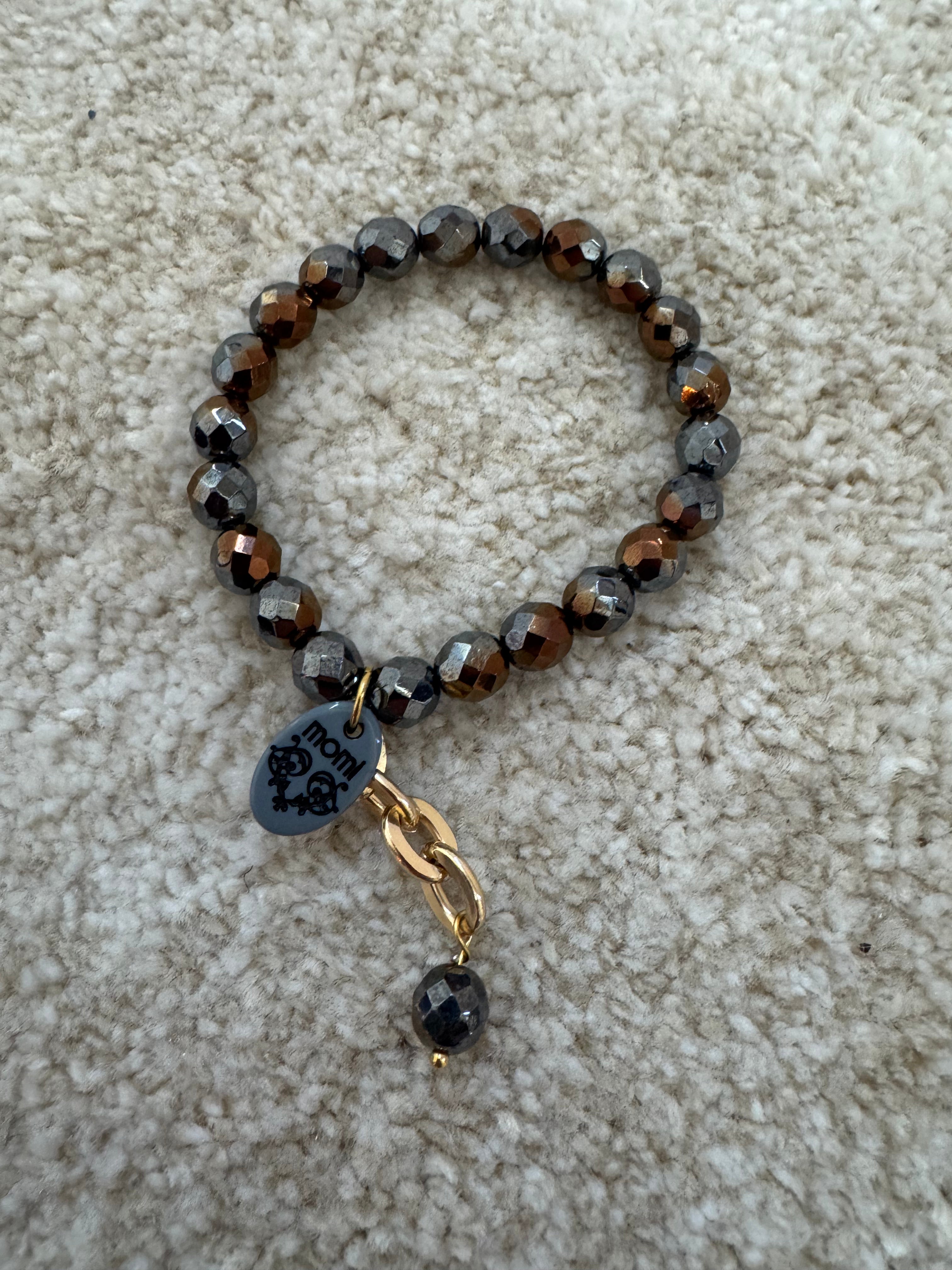 Bracciale con elastico Momi cristalli e ciondoli