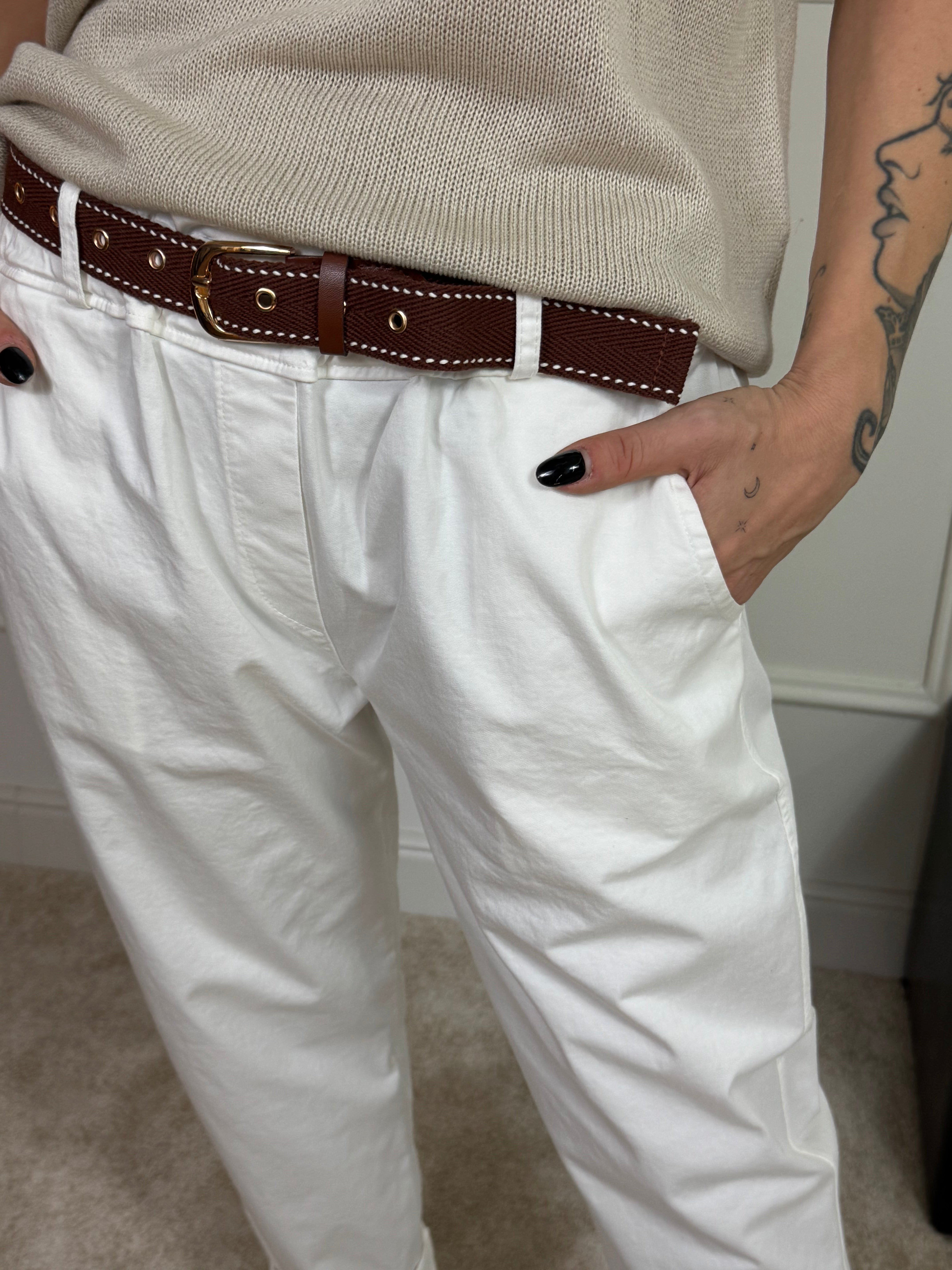 Pantalone caramella Victoria ILMH in cotone elasticizzato e cintura