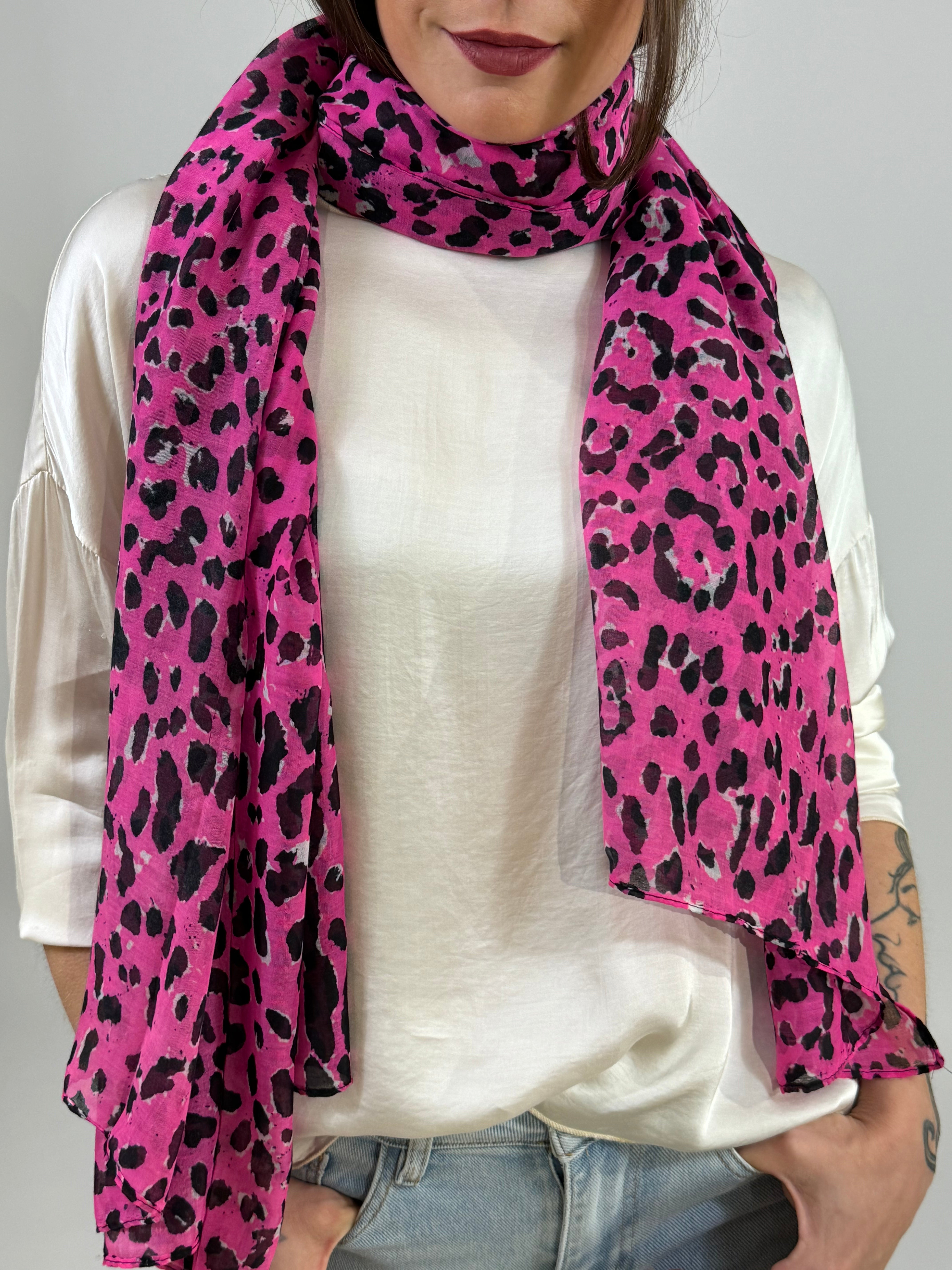 Sciarpa foulard in viscosa Susy Mix FANTASIA LEOPARDATA