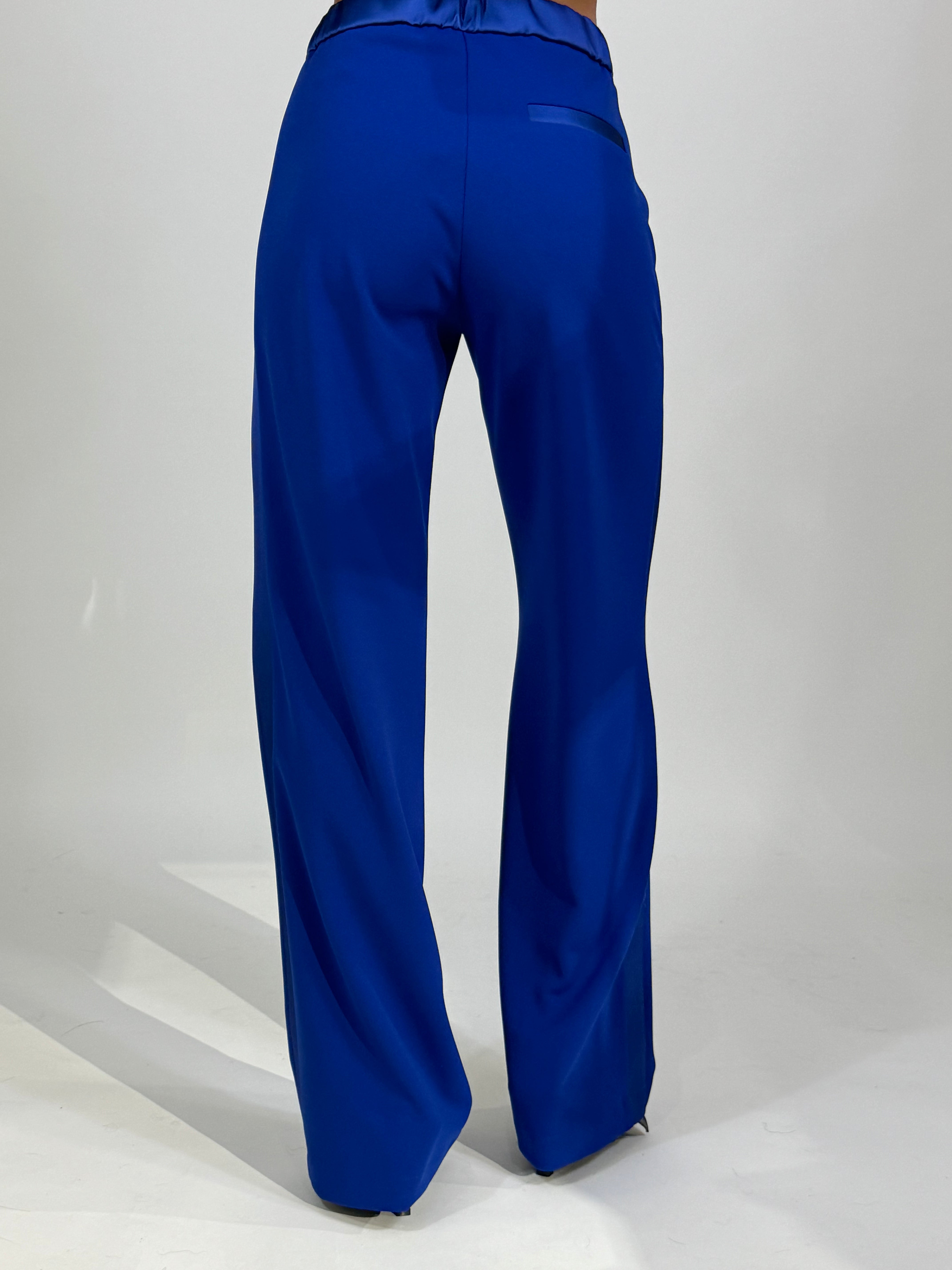 Pantalone smoking Kontatto dettagli in raso BLUETTE