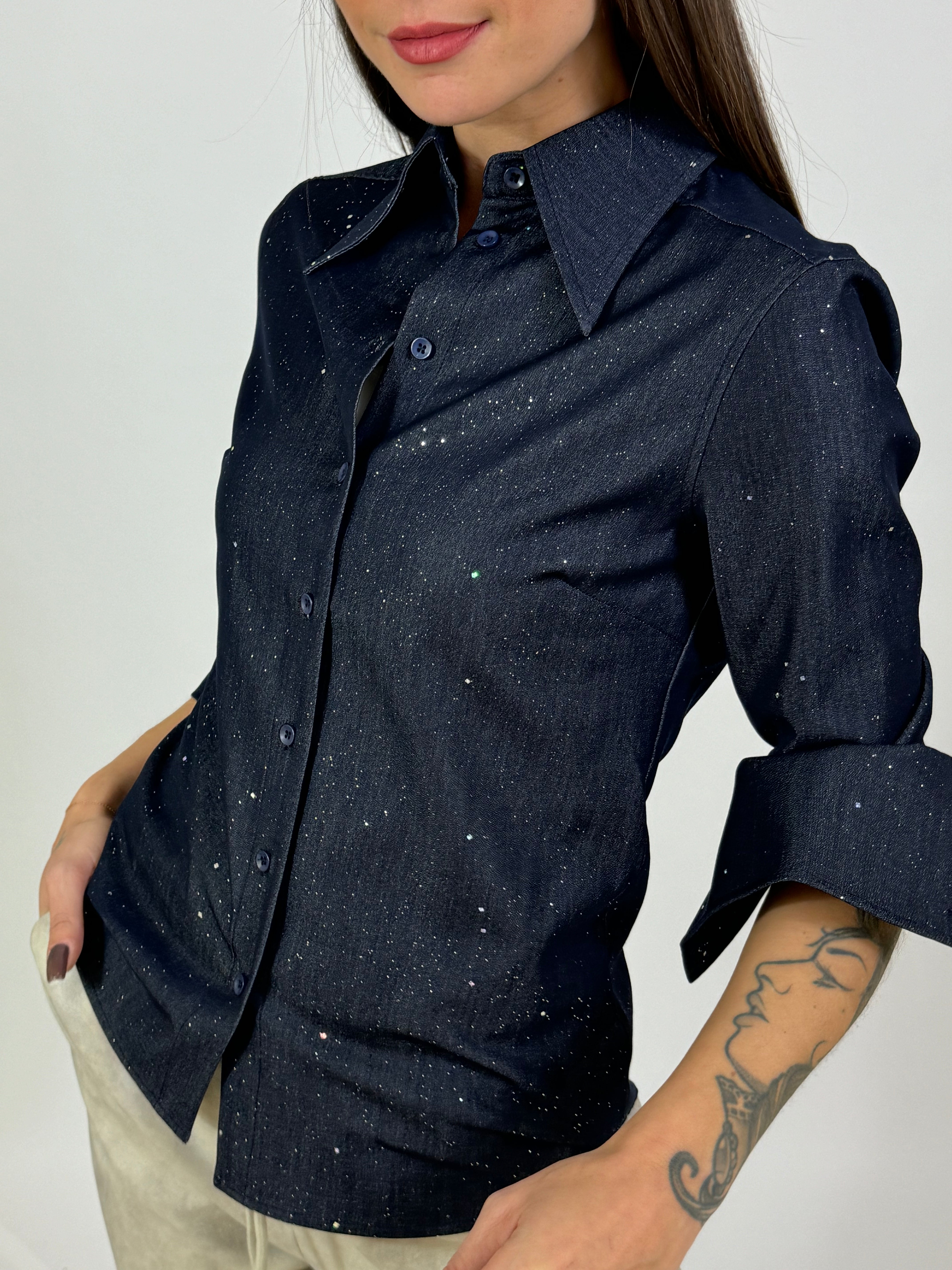 Camicia in cotone effetto jeans Victoria ILMH con brillantini